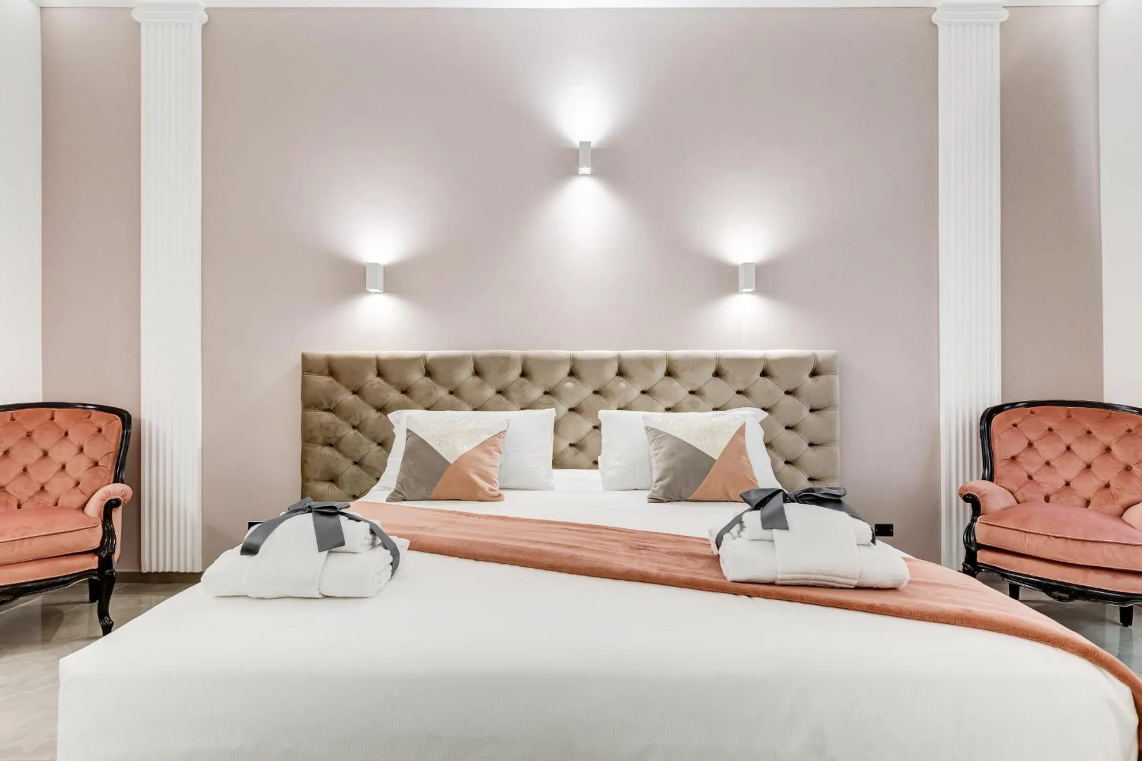 Bed in UnoSeiTre - Luxury Apartment & Suite