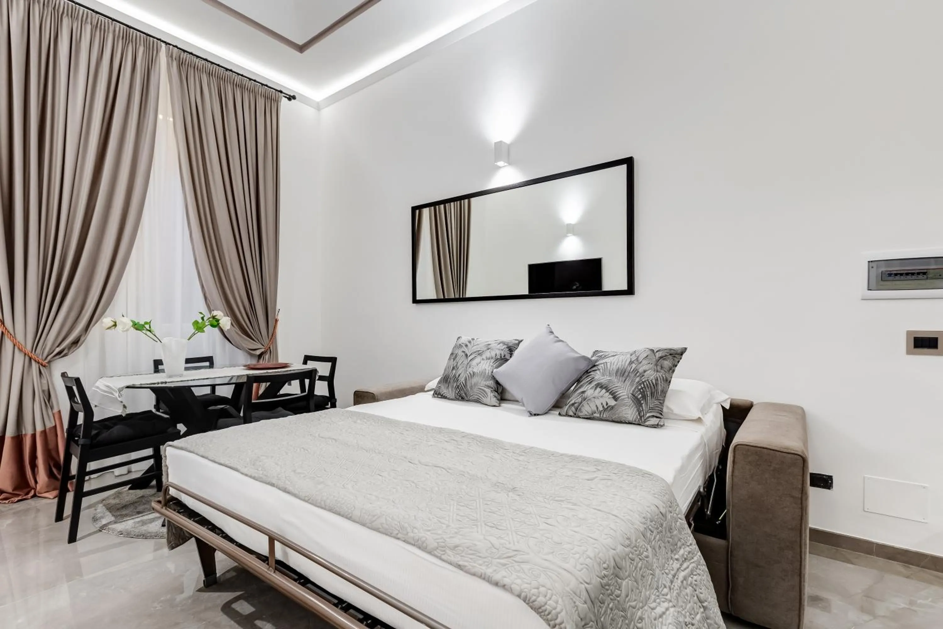 Bed in UnoSeiTre - Luxury Apartment & Suite