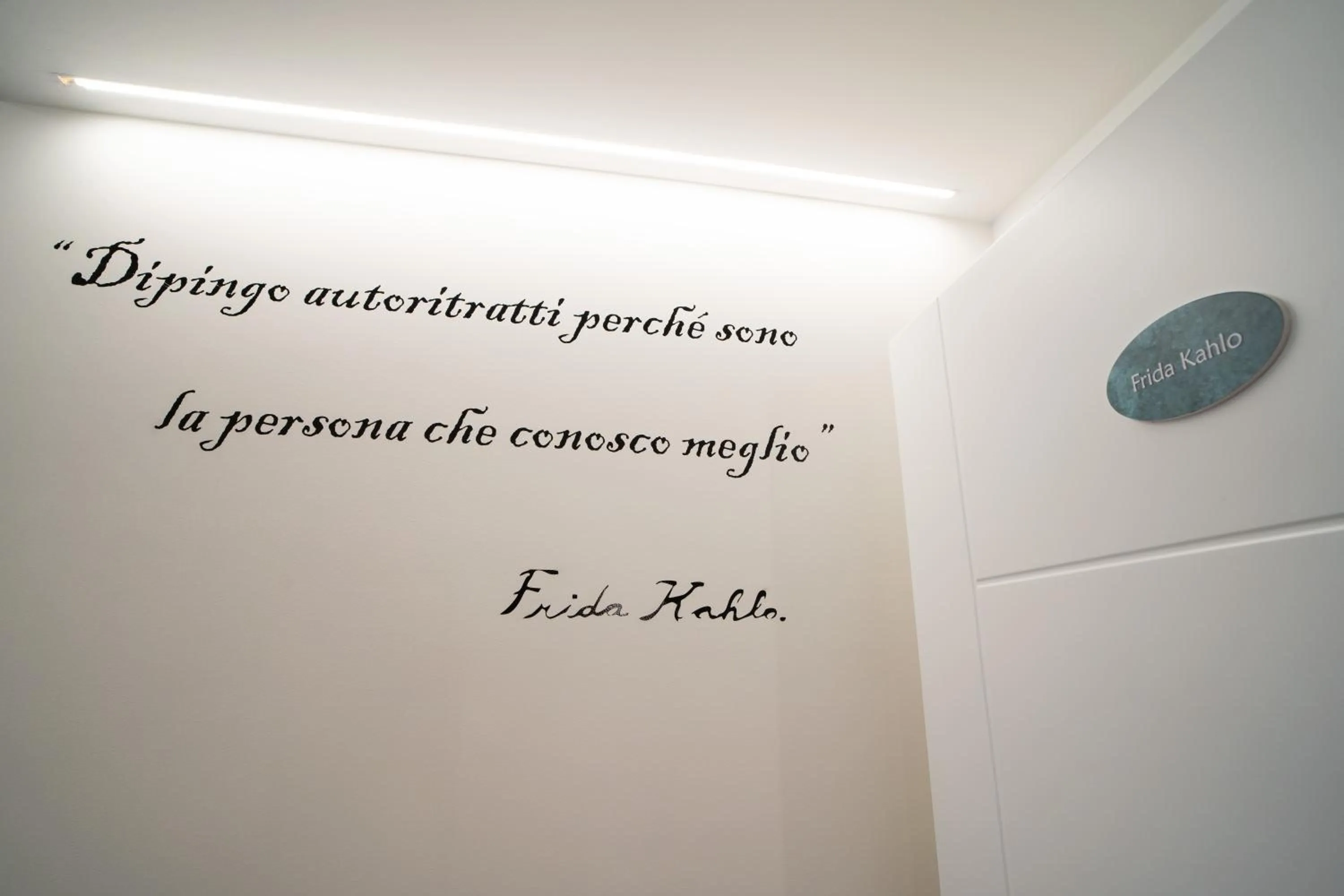 Bedroom in L' Angolo dei poeti - Bed and Breakfast