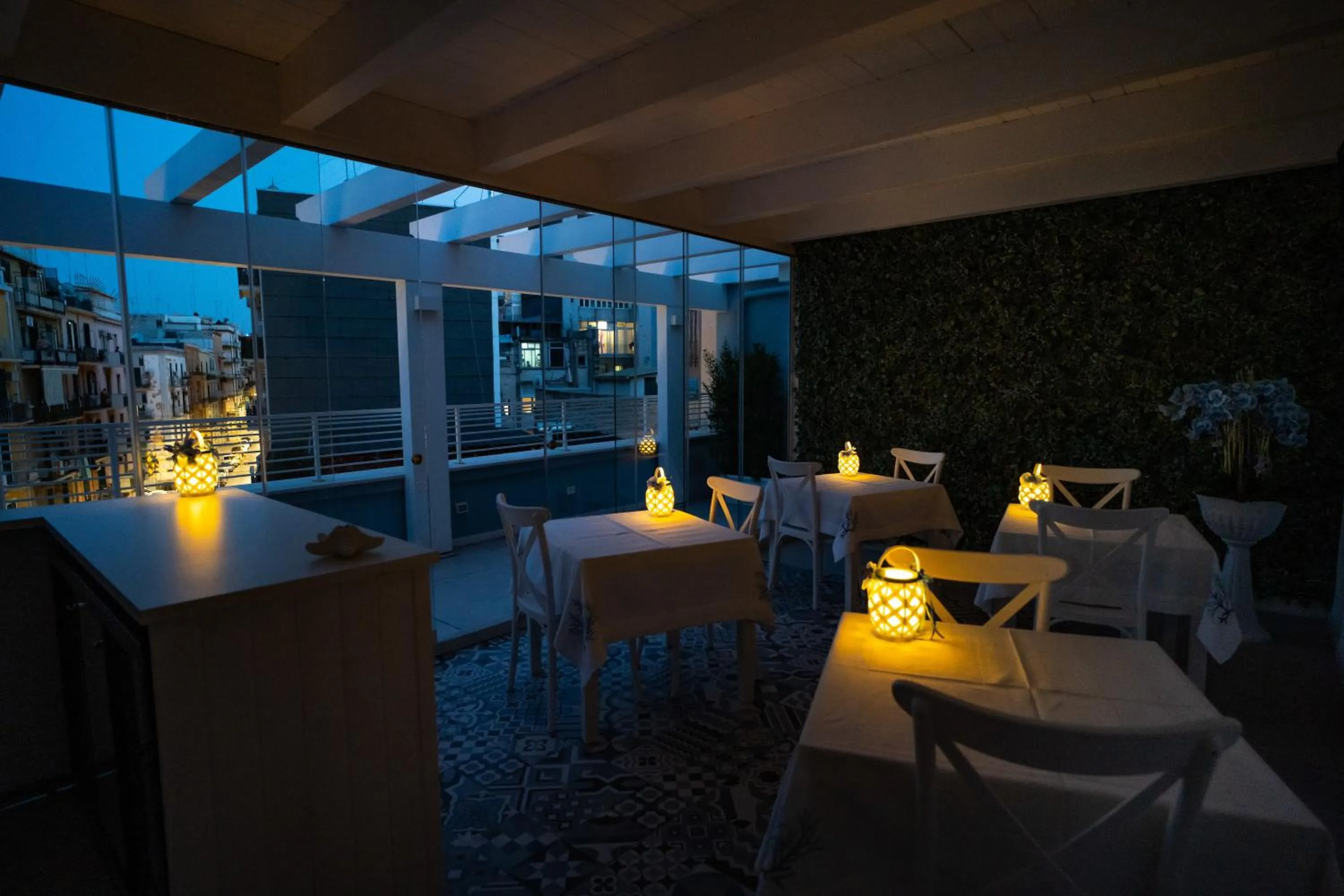 Restaurant/places to eat in L' Angolo dei poeti - Bed and Breakfast