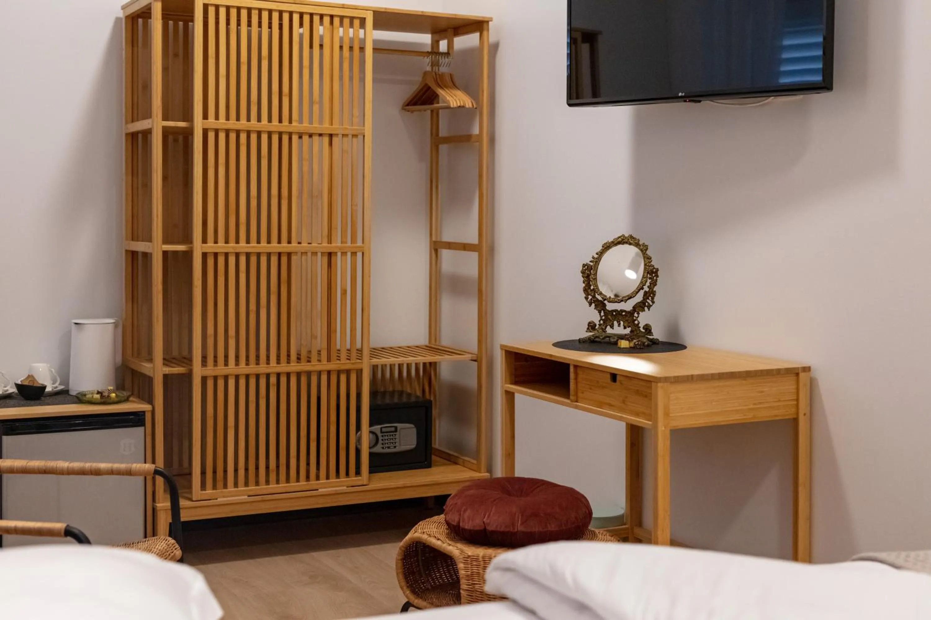 Seating area in Aborda Rooms