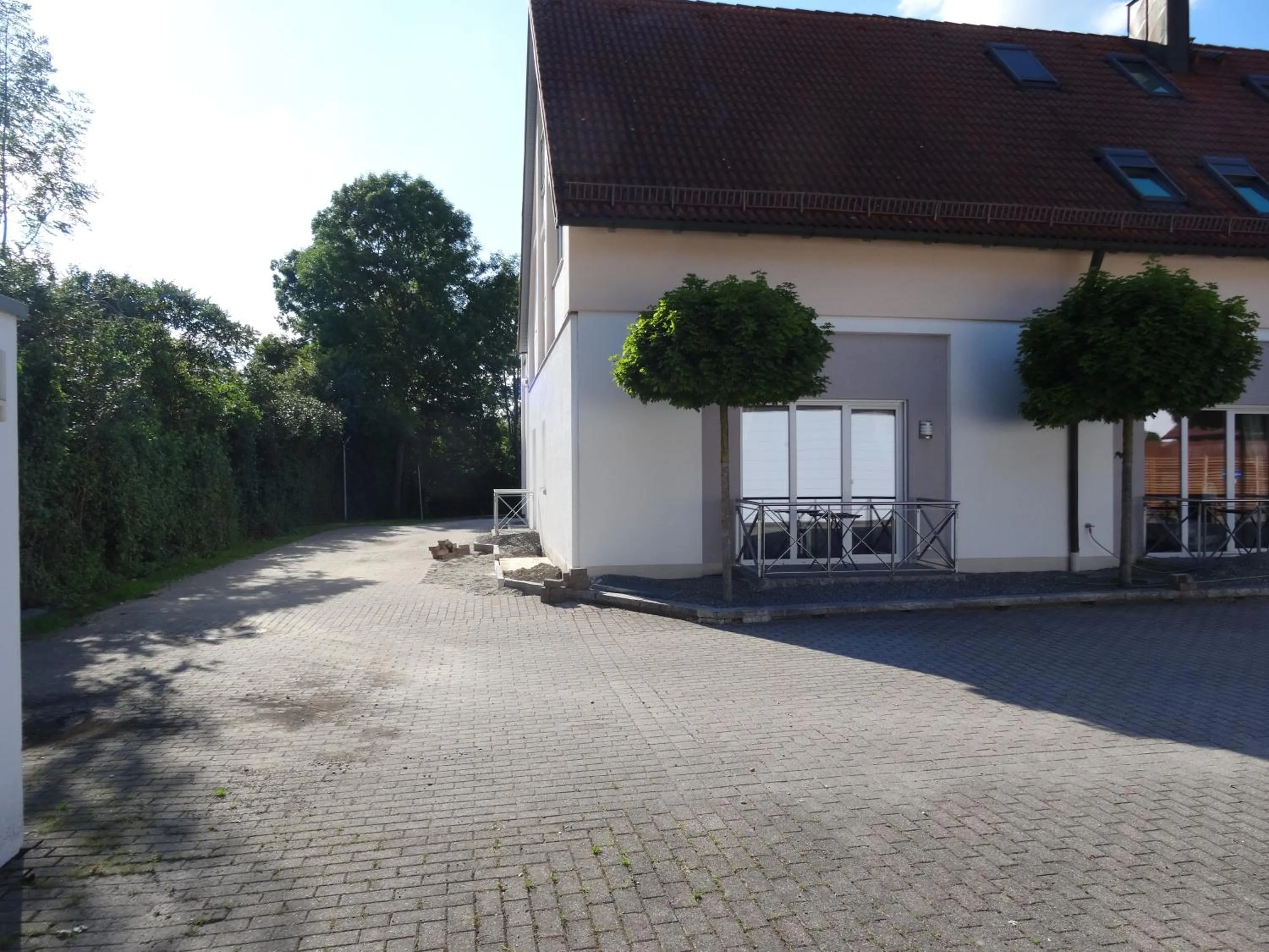 Facade/entrance in Airport Park Hotel MUC