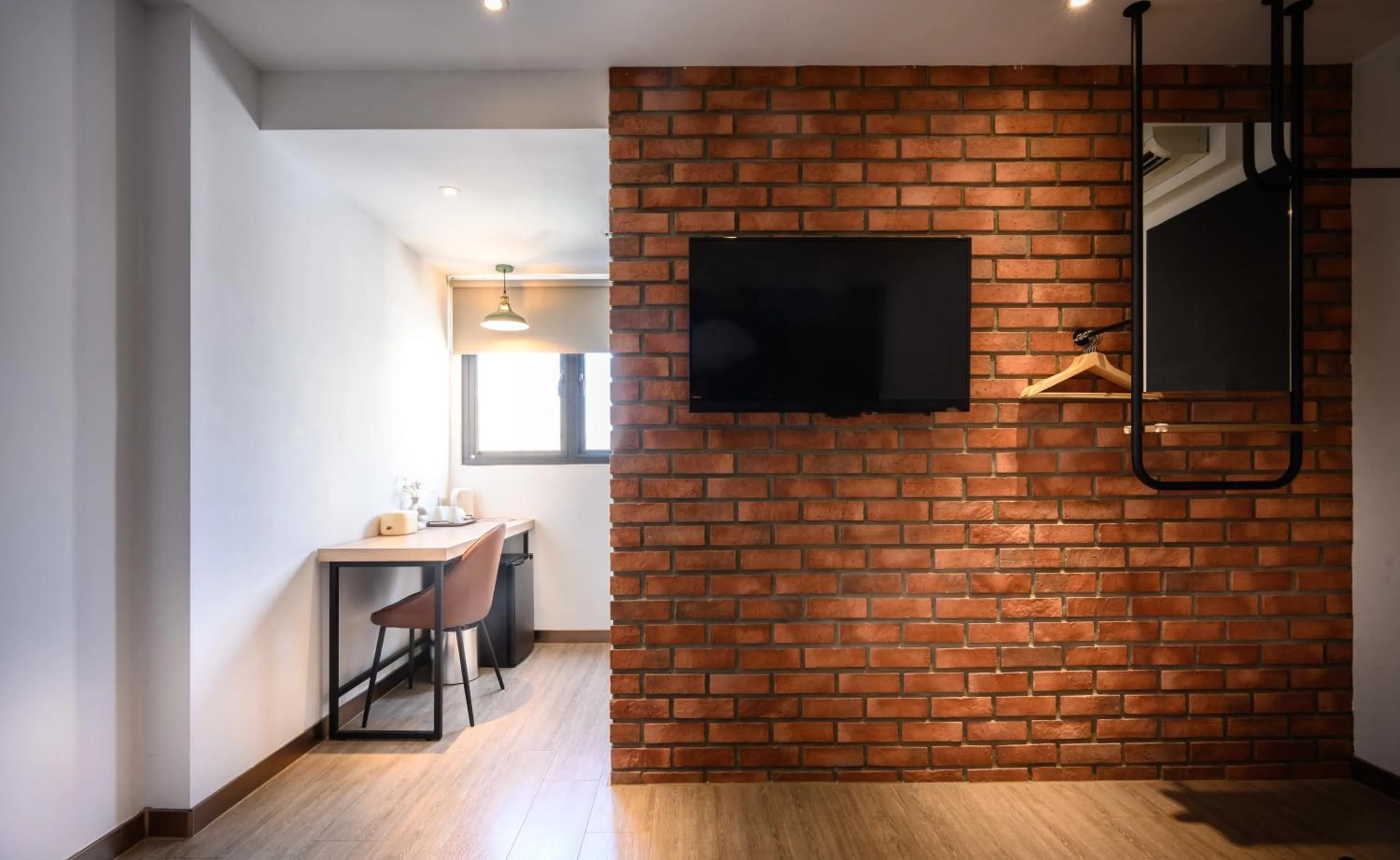 TV and multimedia in Hotel East Taichung