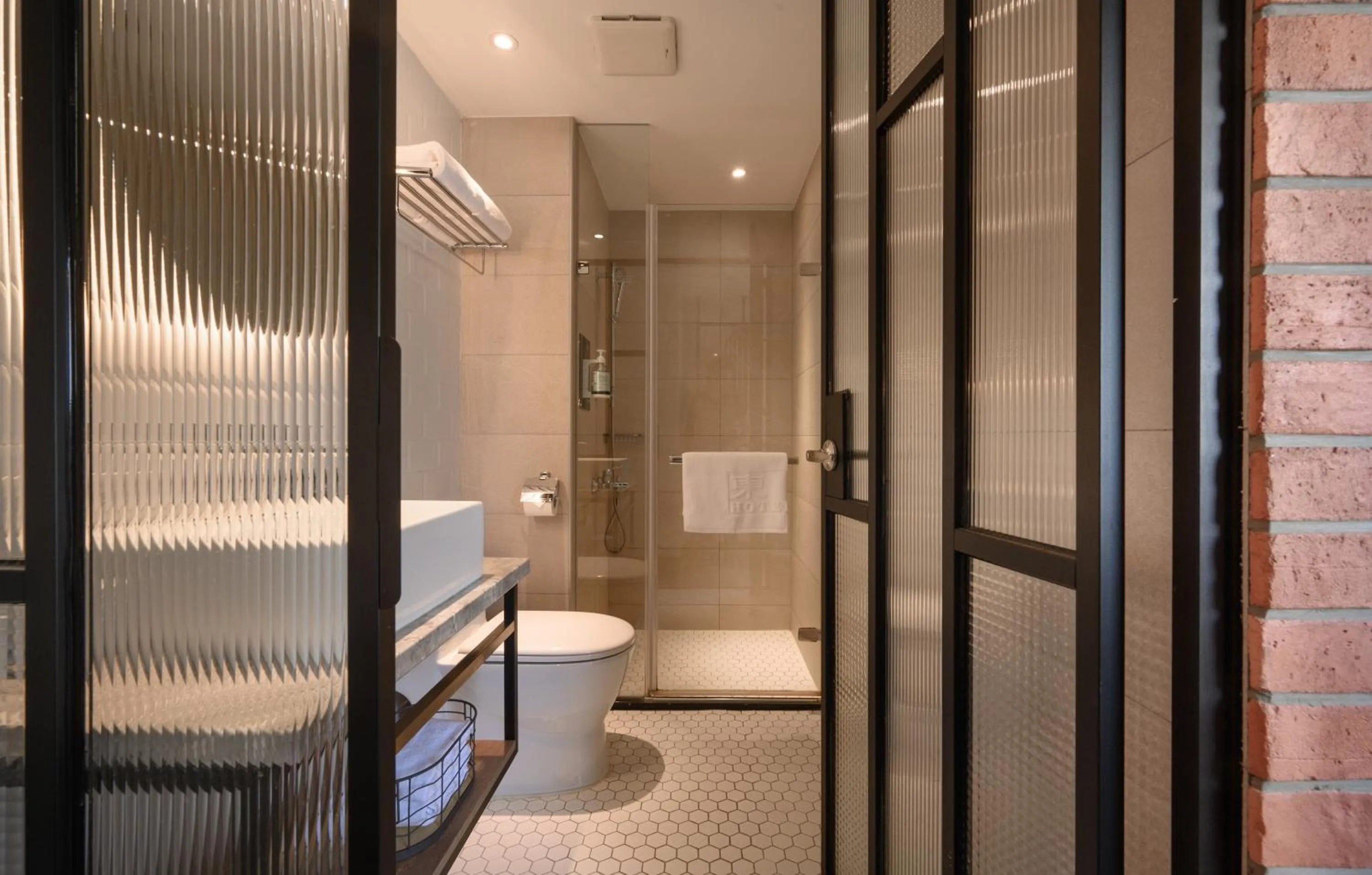 Shower in Hotel East Taichung
