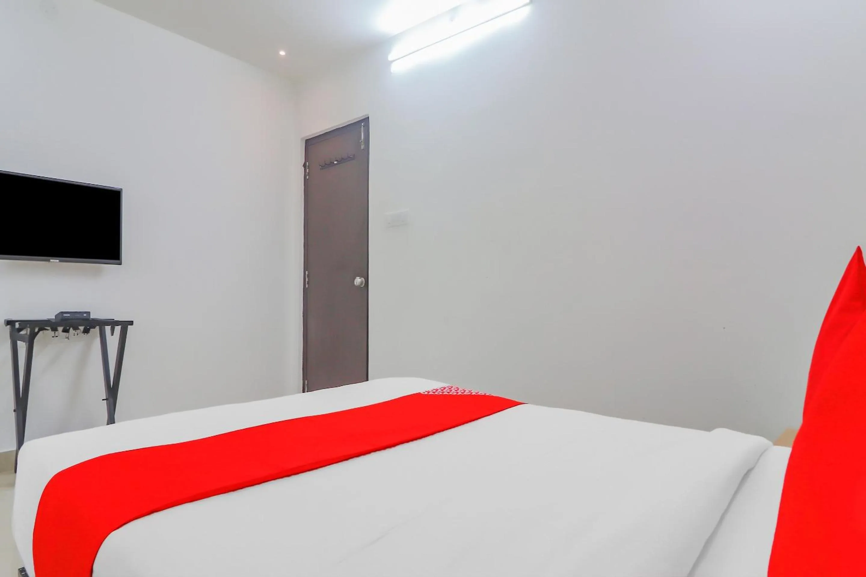 Bedroom, Bed in Hotel O Perfect Stay