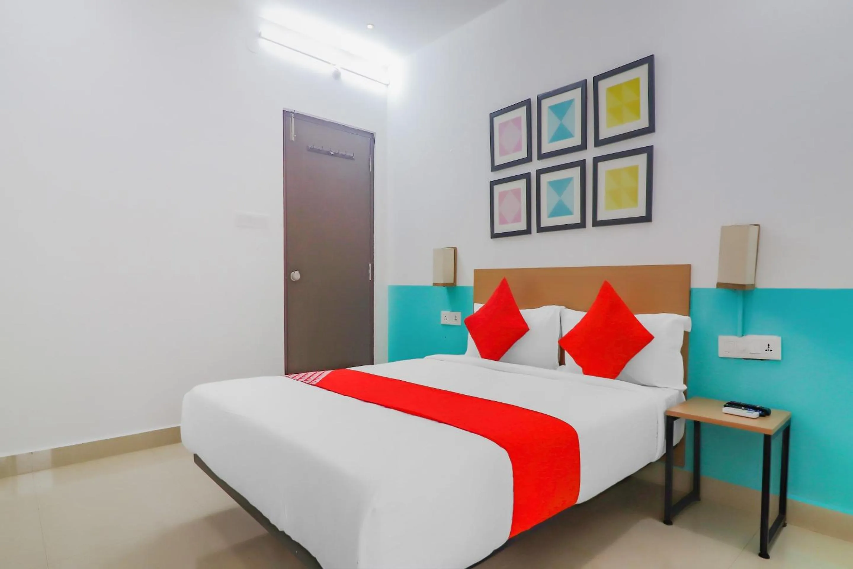 Bedroom, Bed in Hotel O Perfect Stay