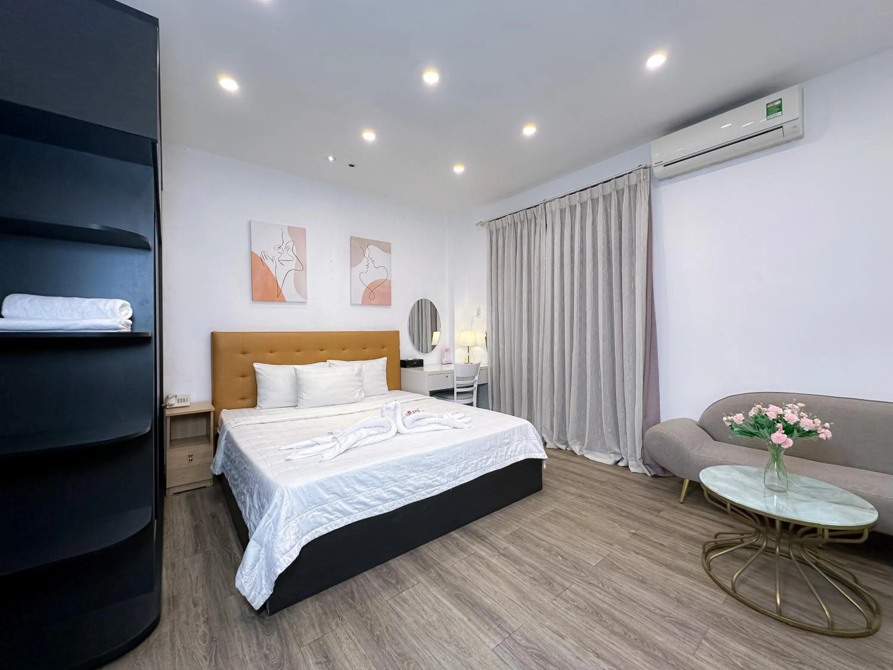 Bed in Eva Adam Hotel