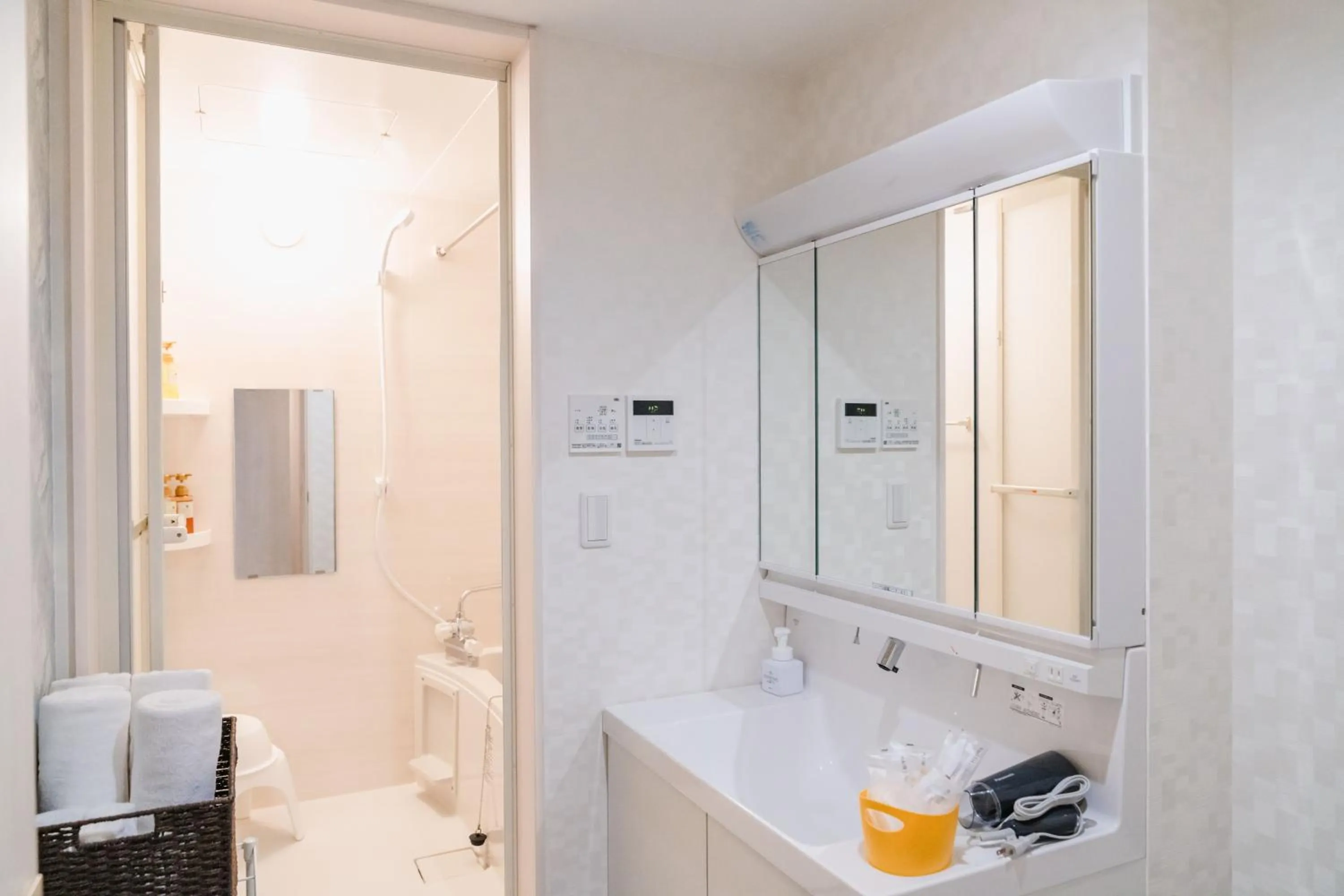 Bathroom in Ecot Irabu Bridge Sunset Hills