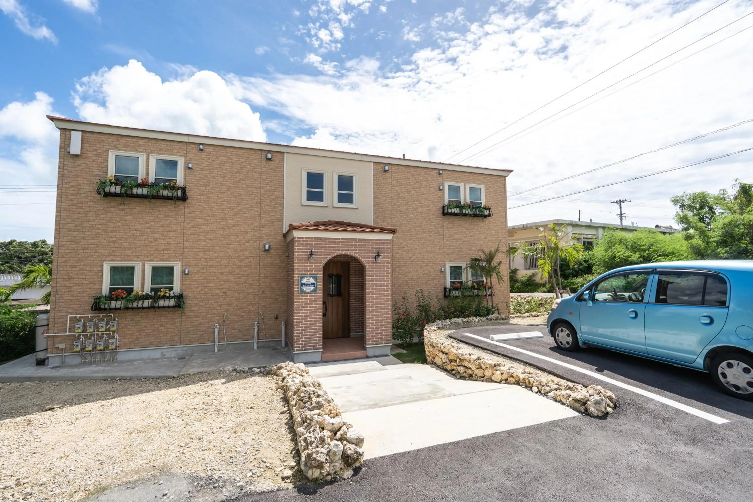 Property building in Ecot Irabu Bridge Sunset Hills