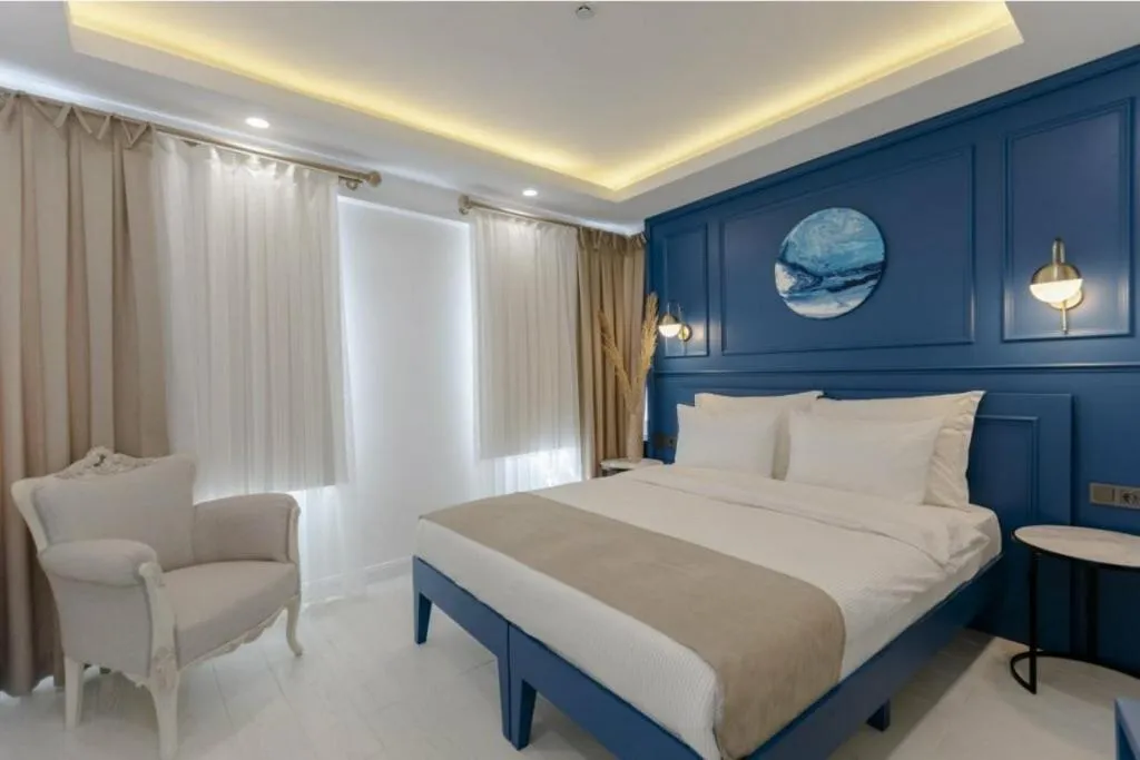 Photo of the whole room, Bed in KIANA KALEİÇİ