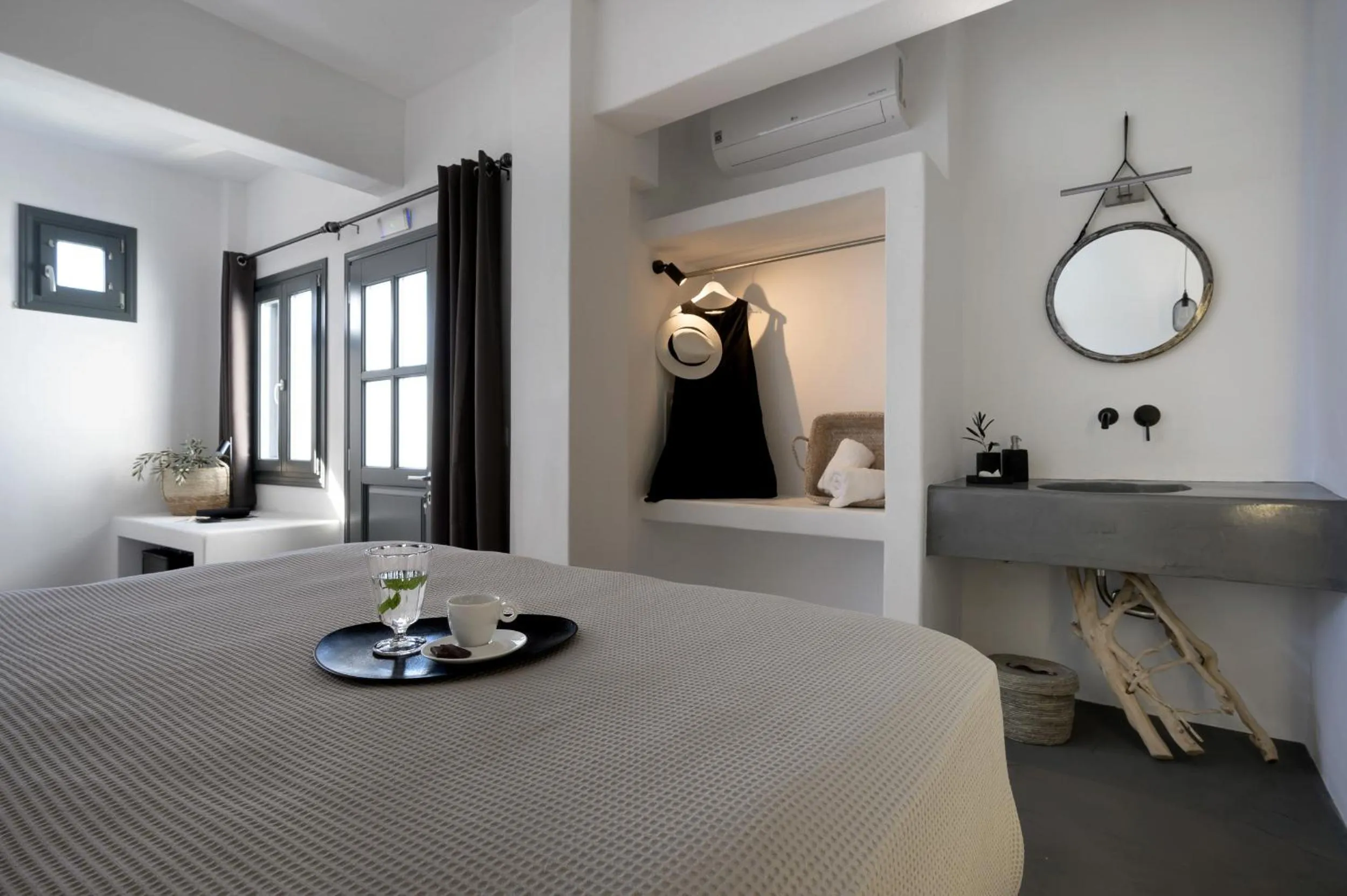 Bed in Santolia Art Suites