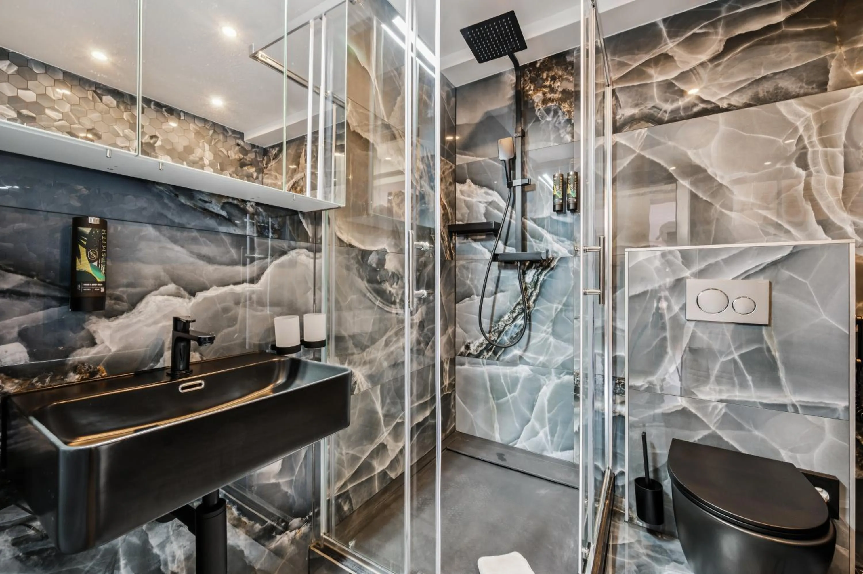 Bathroom in Hotel Sonne Interlaken-Matten