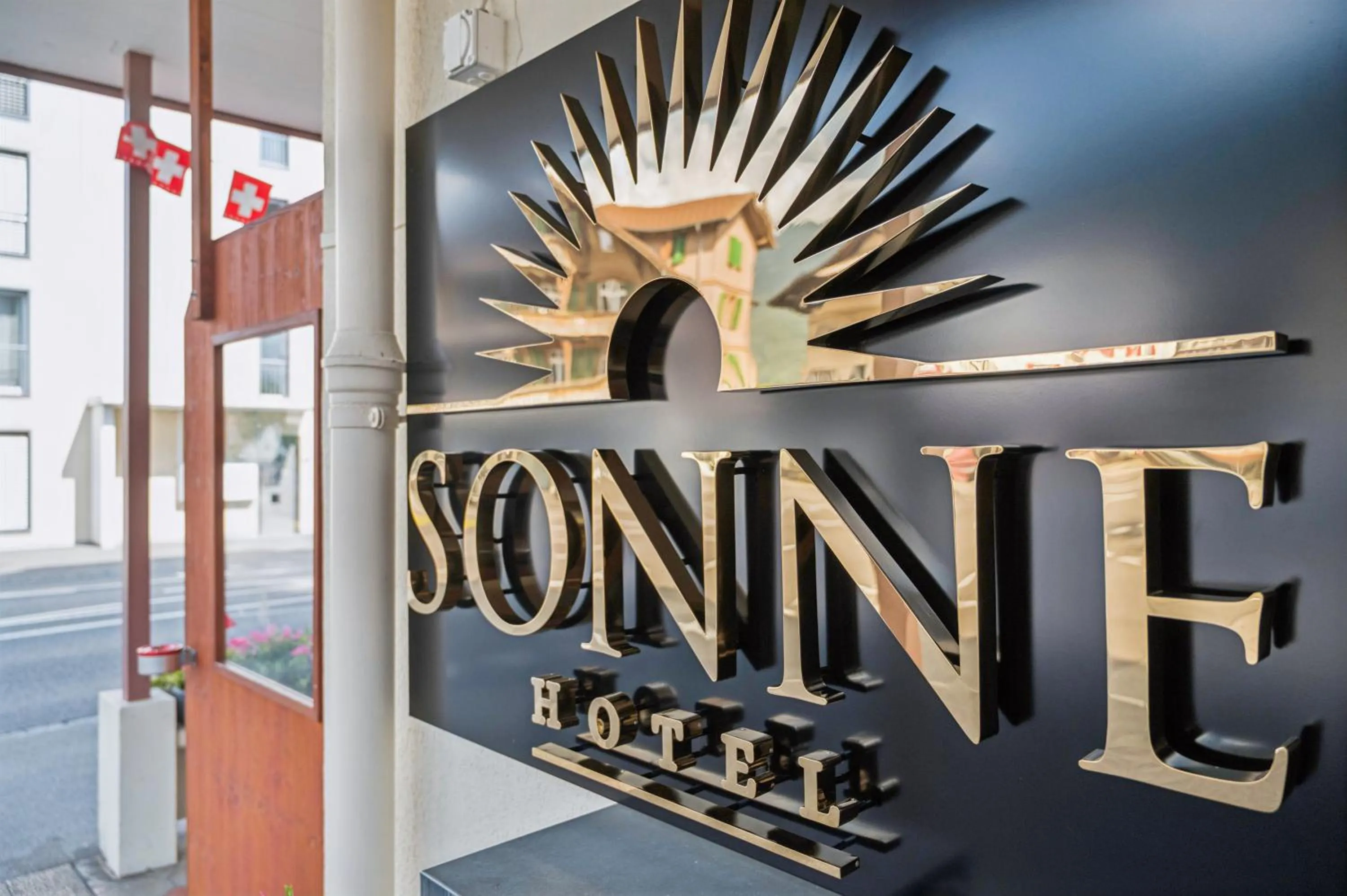 Logo/Certificate/Sign in Hotel Sonne Interlaken-Matten