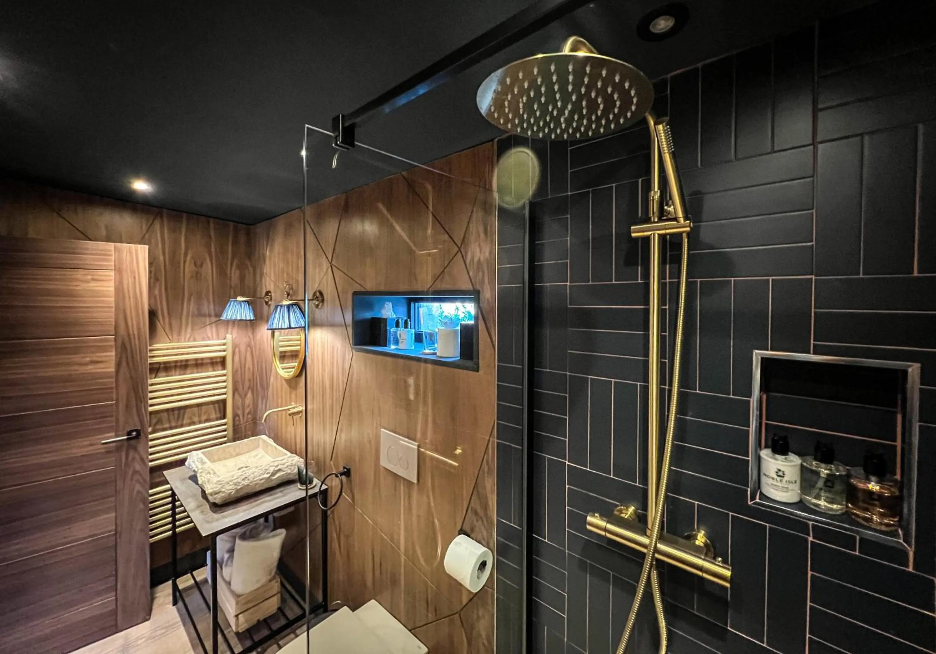 Shower in Newton Hall