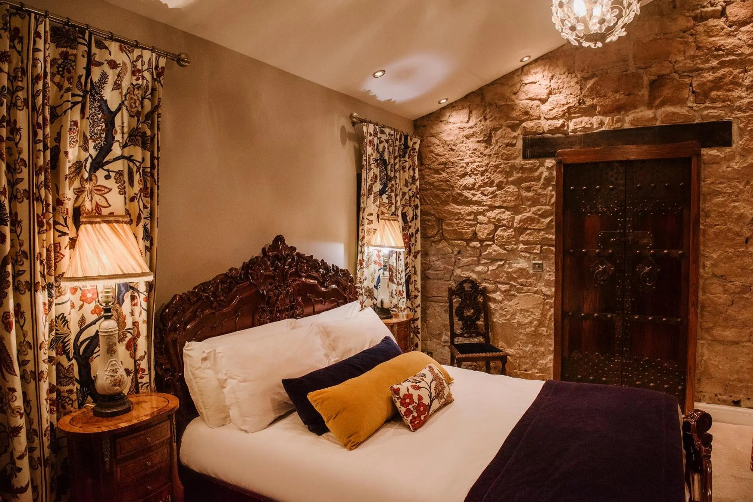 Bedroom, Bed in Newton Hall