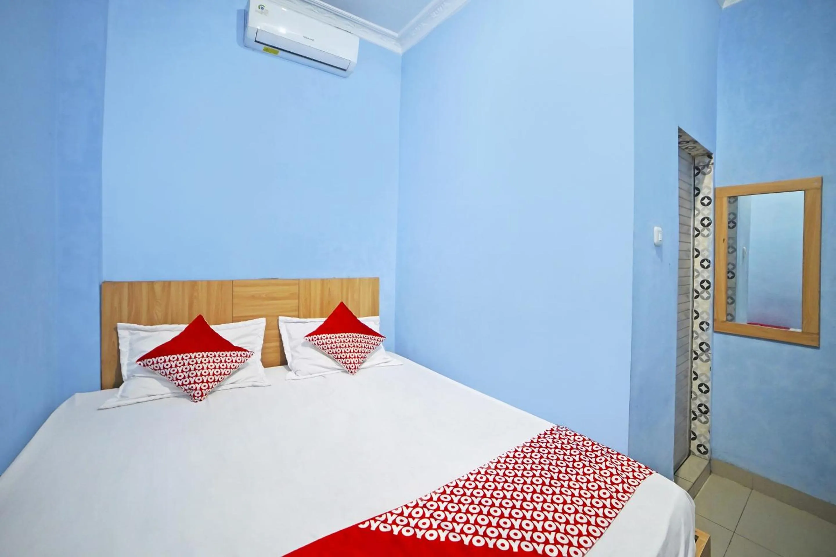 Bedroom, Bed in Hotel O Gurusinga Guesthouse