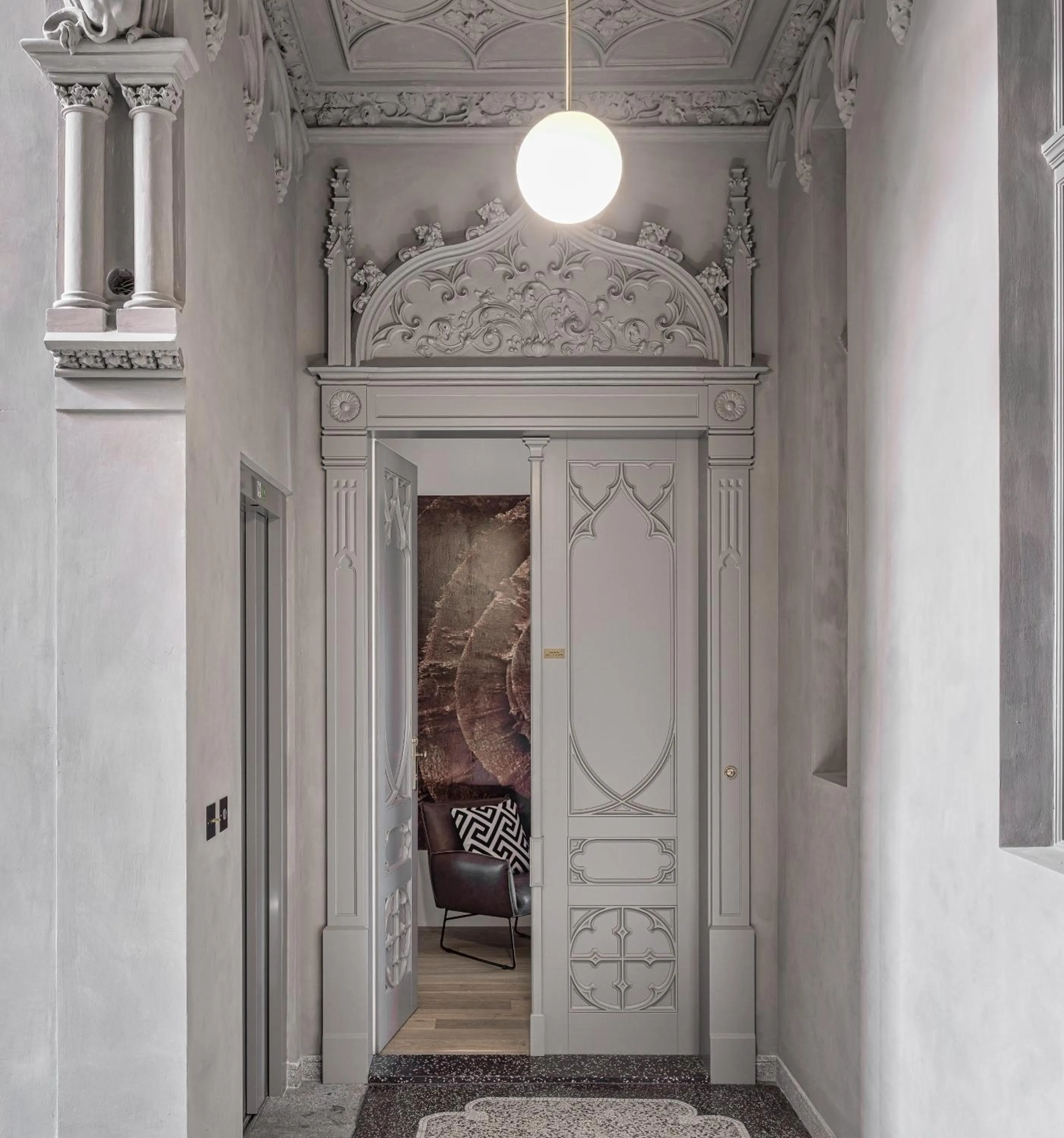 Property building in MN6 Luxury Suites by Adrez