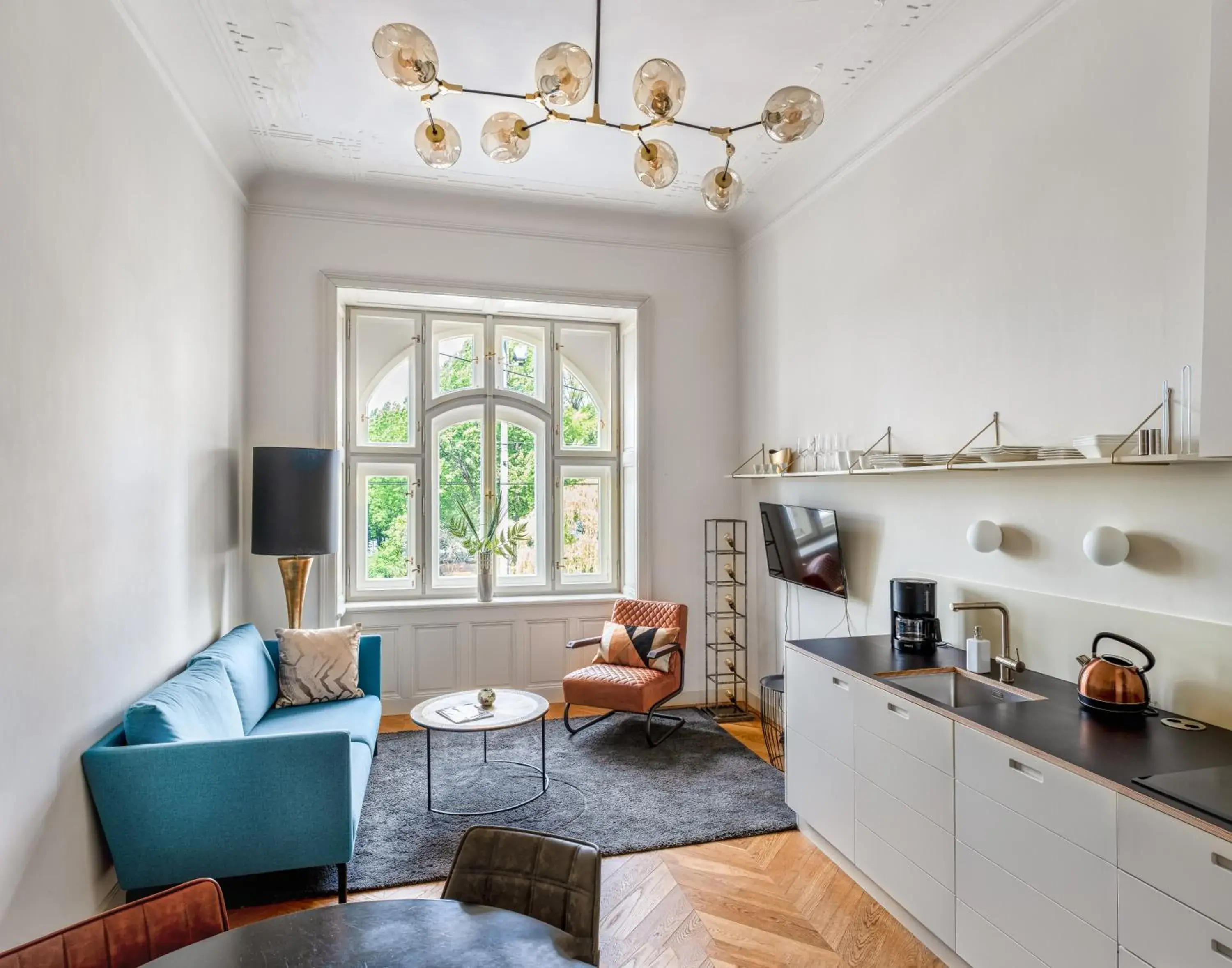 One-Bedroom Apartment in MN6 Luxury Suites by Adrez One-Bedroom Apartment in MN6 Luxury Suites by Adrez