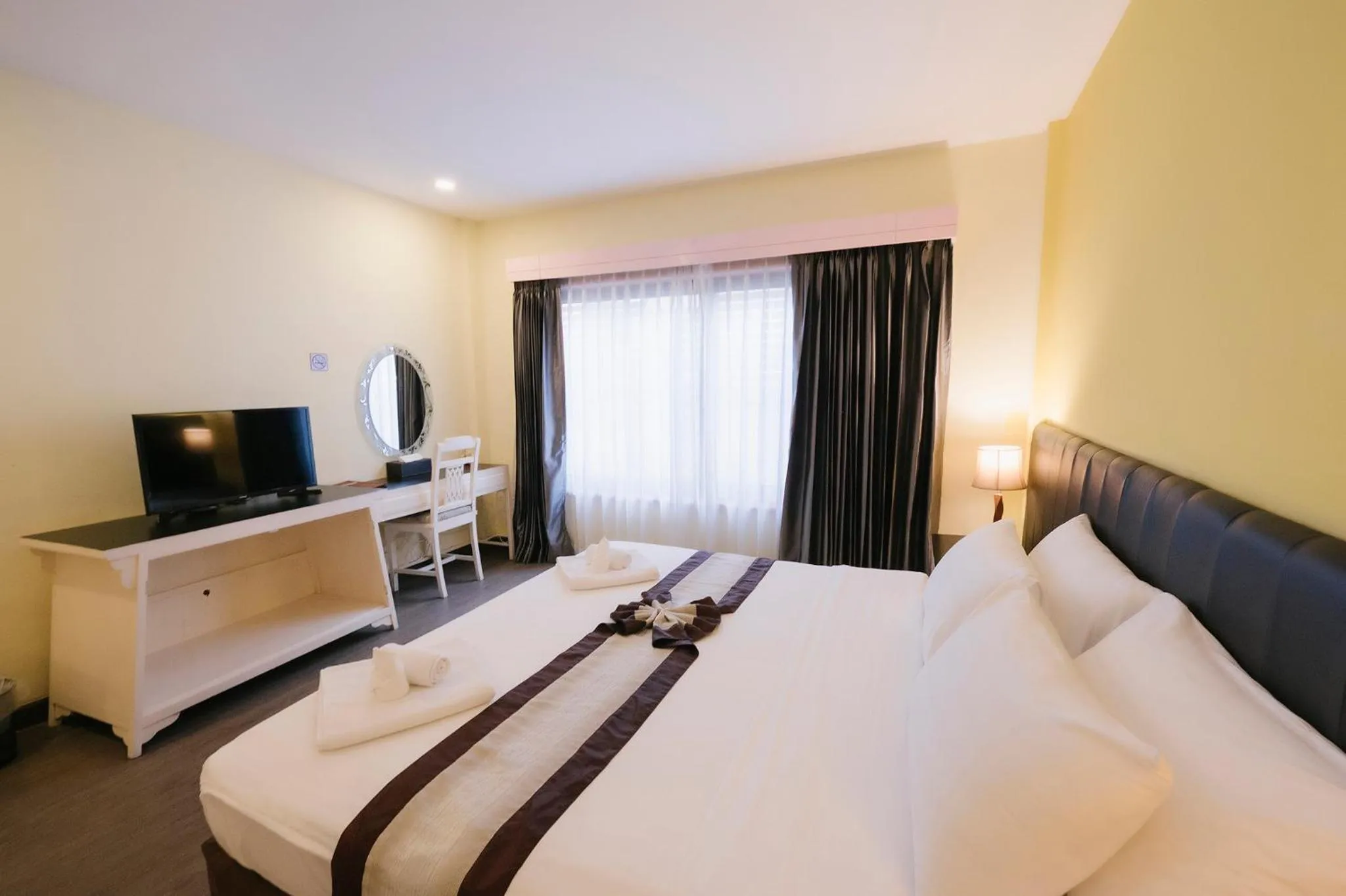 Bed in La Seine City Resort, Chiang Mai