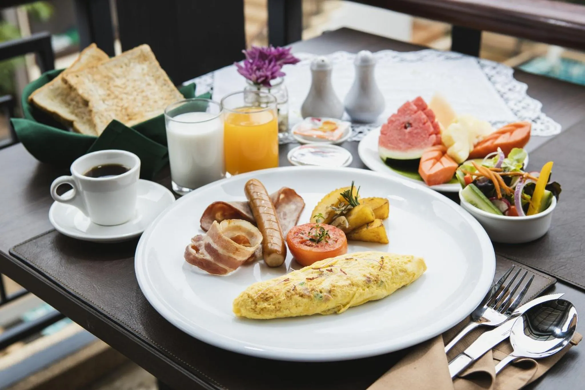 Restaurant/places to eat in La Seine City Resort, Chiang Mai