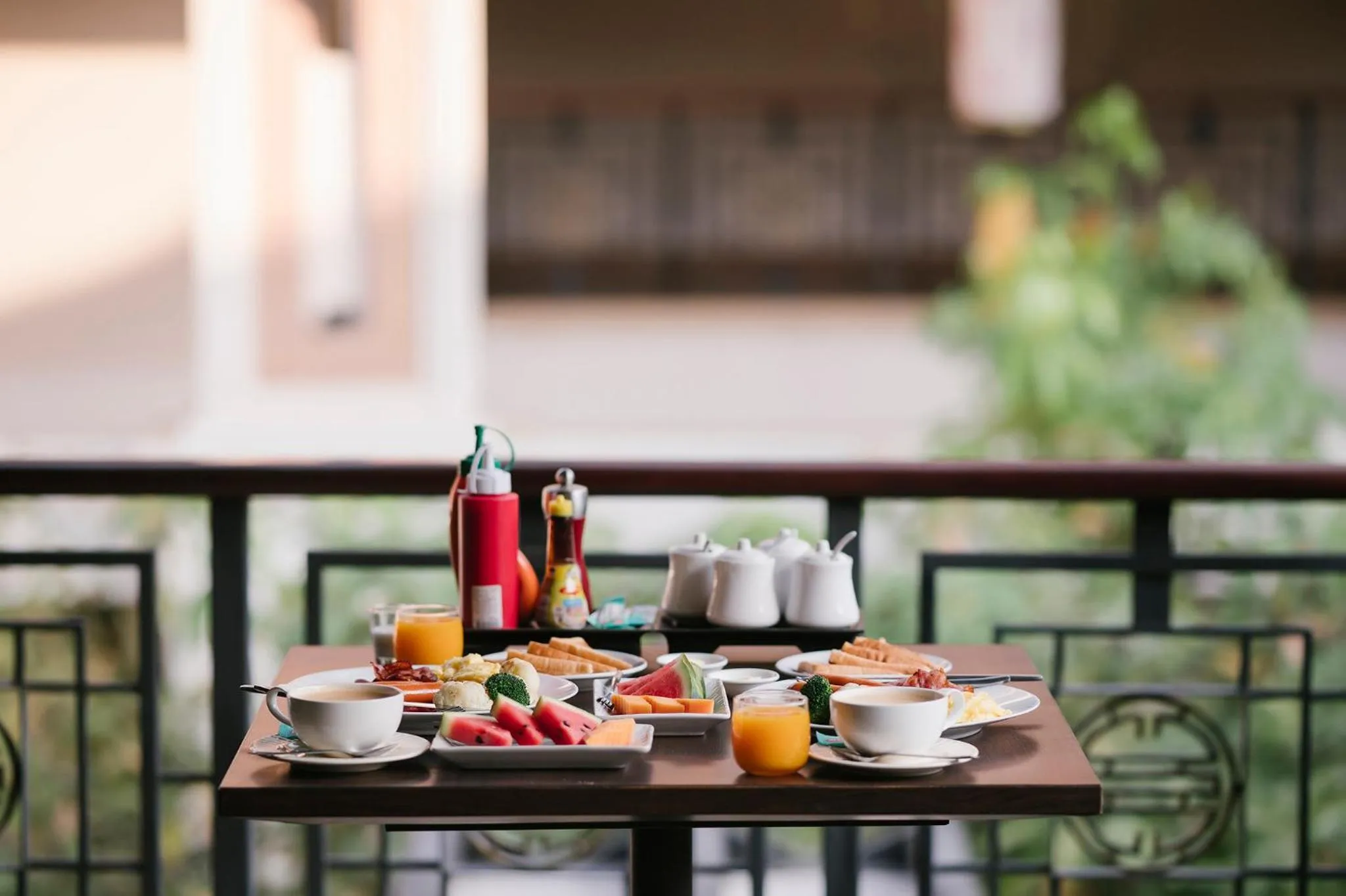 Food and drinks in La Seine City Resort, Chiang Mai