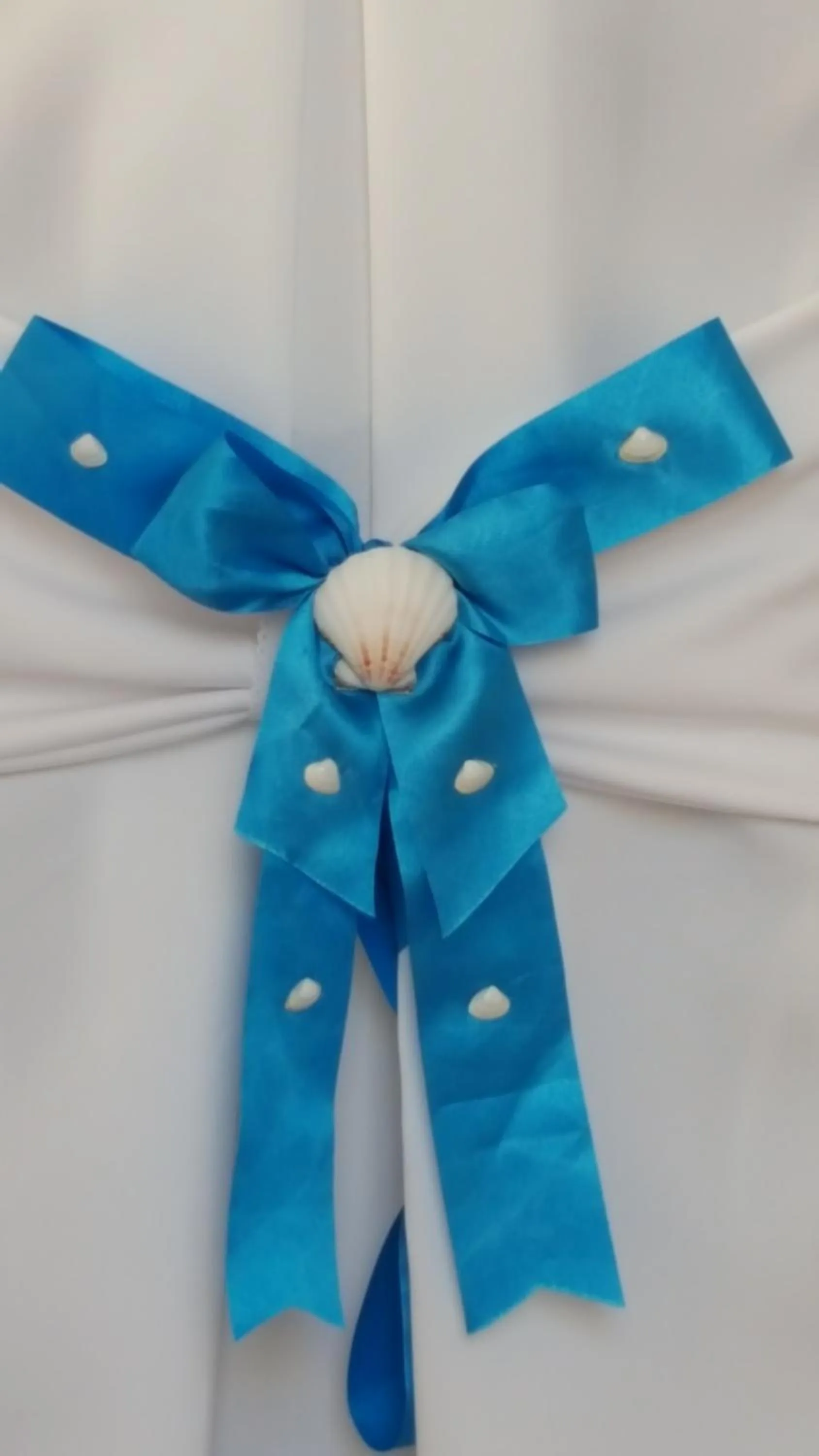 Decorative detail in TINOS AQUA PALAZZO