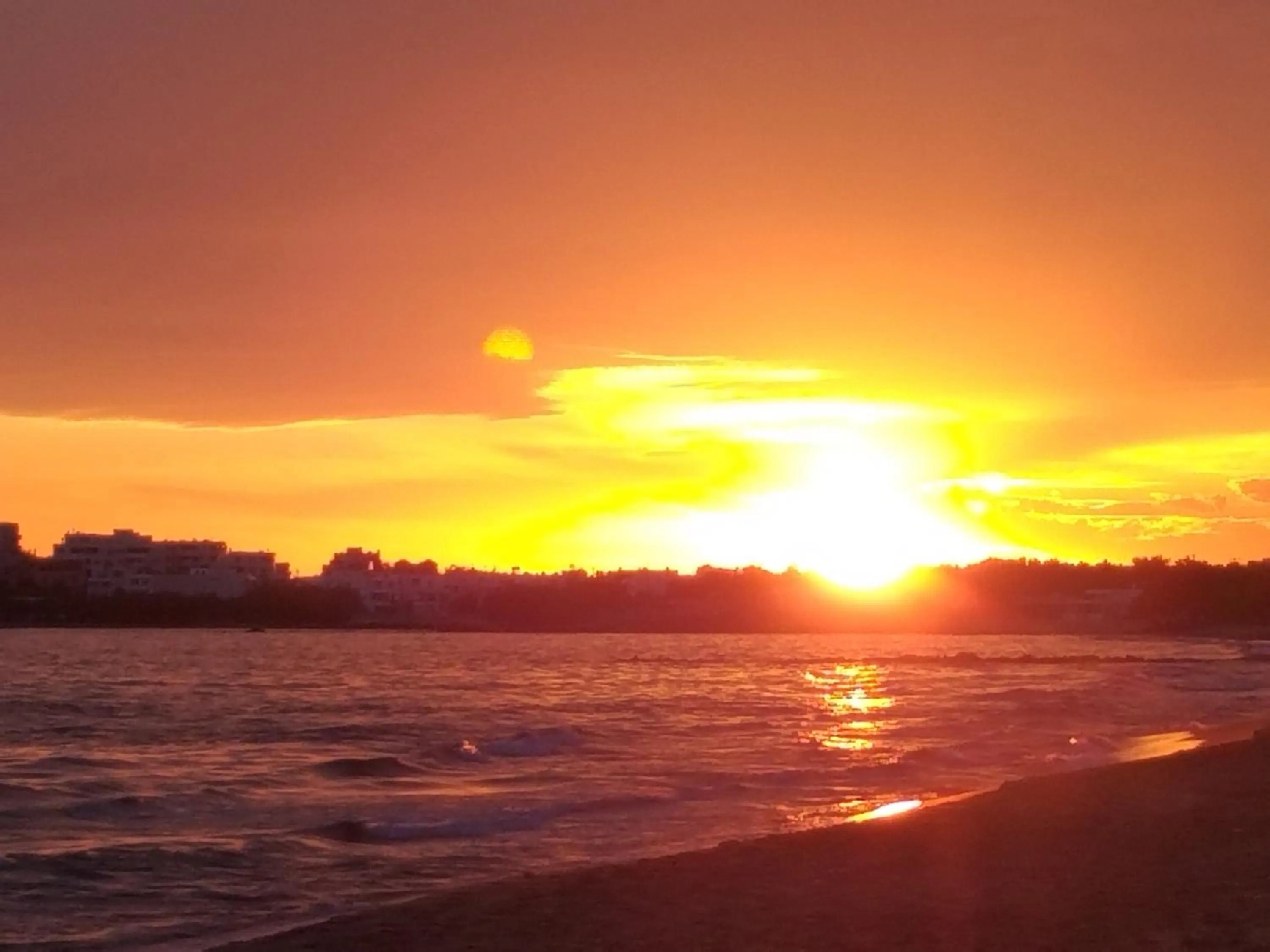 Canoeing in TINOS AQUA PALAZZO