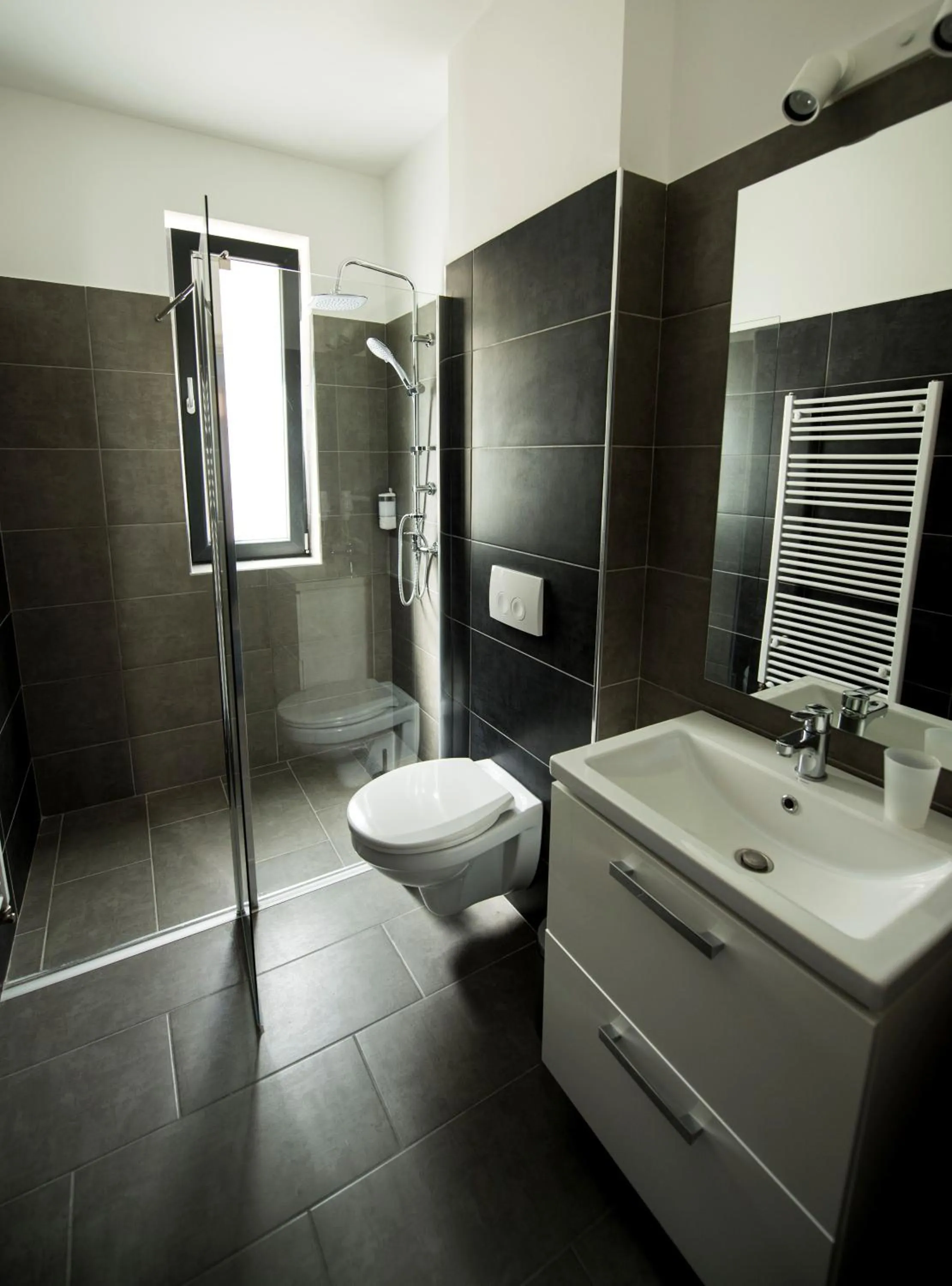 Toilet in ZEN Hotel Focșani