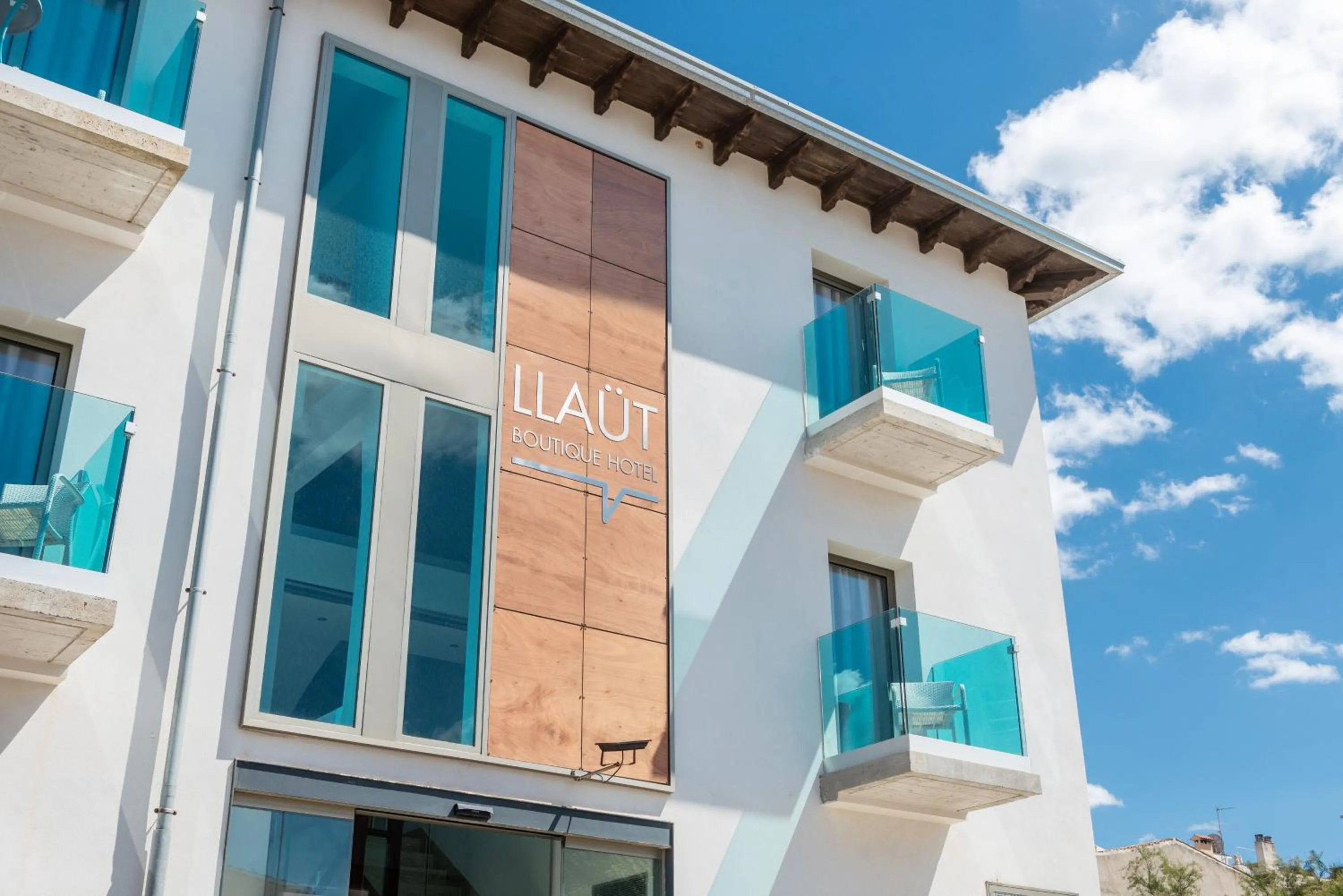 Property building in Llaut Boutique Hotel