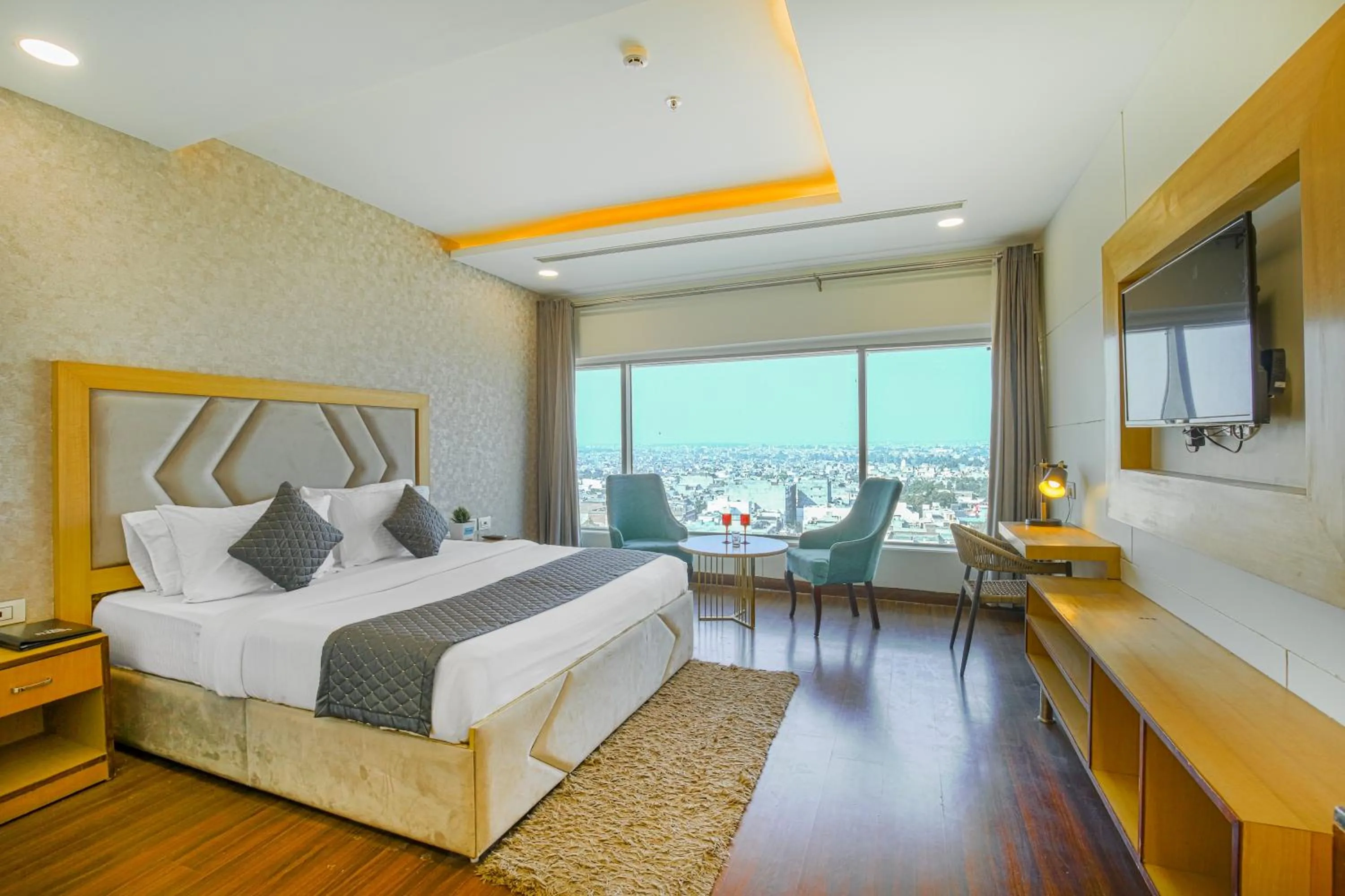 City view, Bed in The Stories Hotel