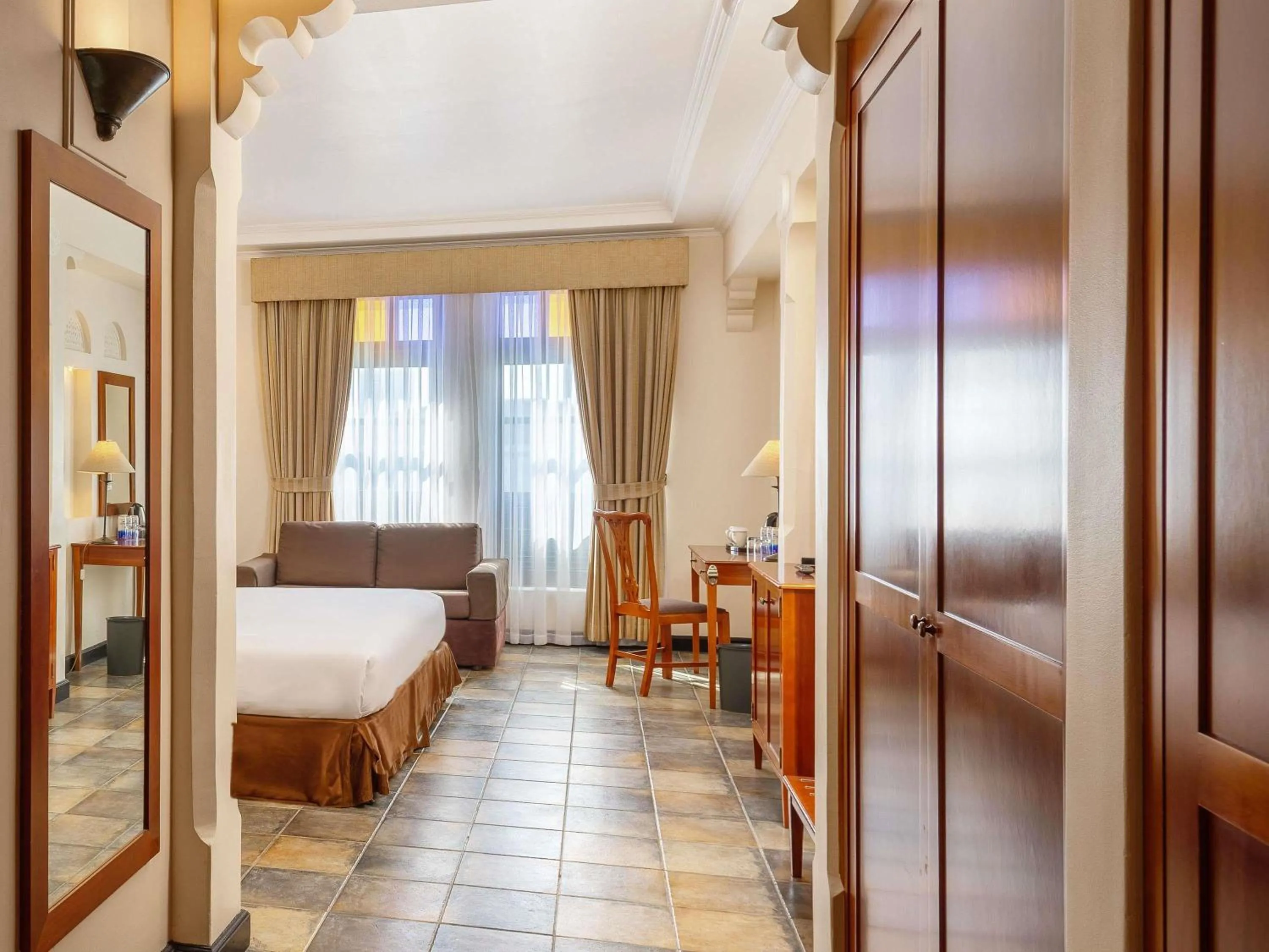 Bedroom, Bed in Novotel Bahrain Al Dana Resort