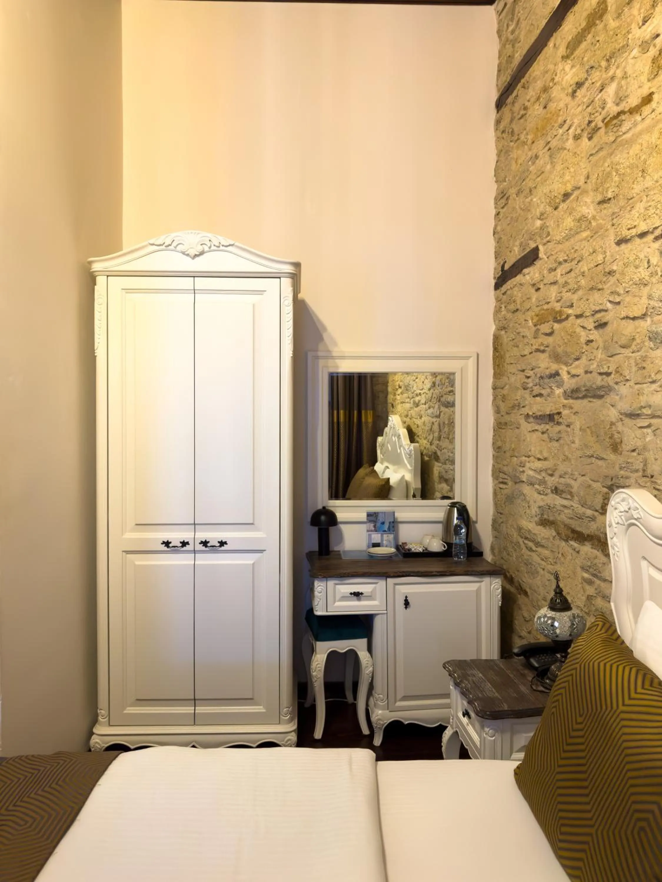 Bed in Marina Foça Hotel