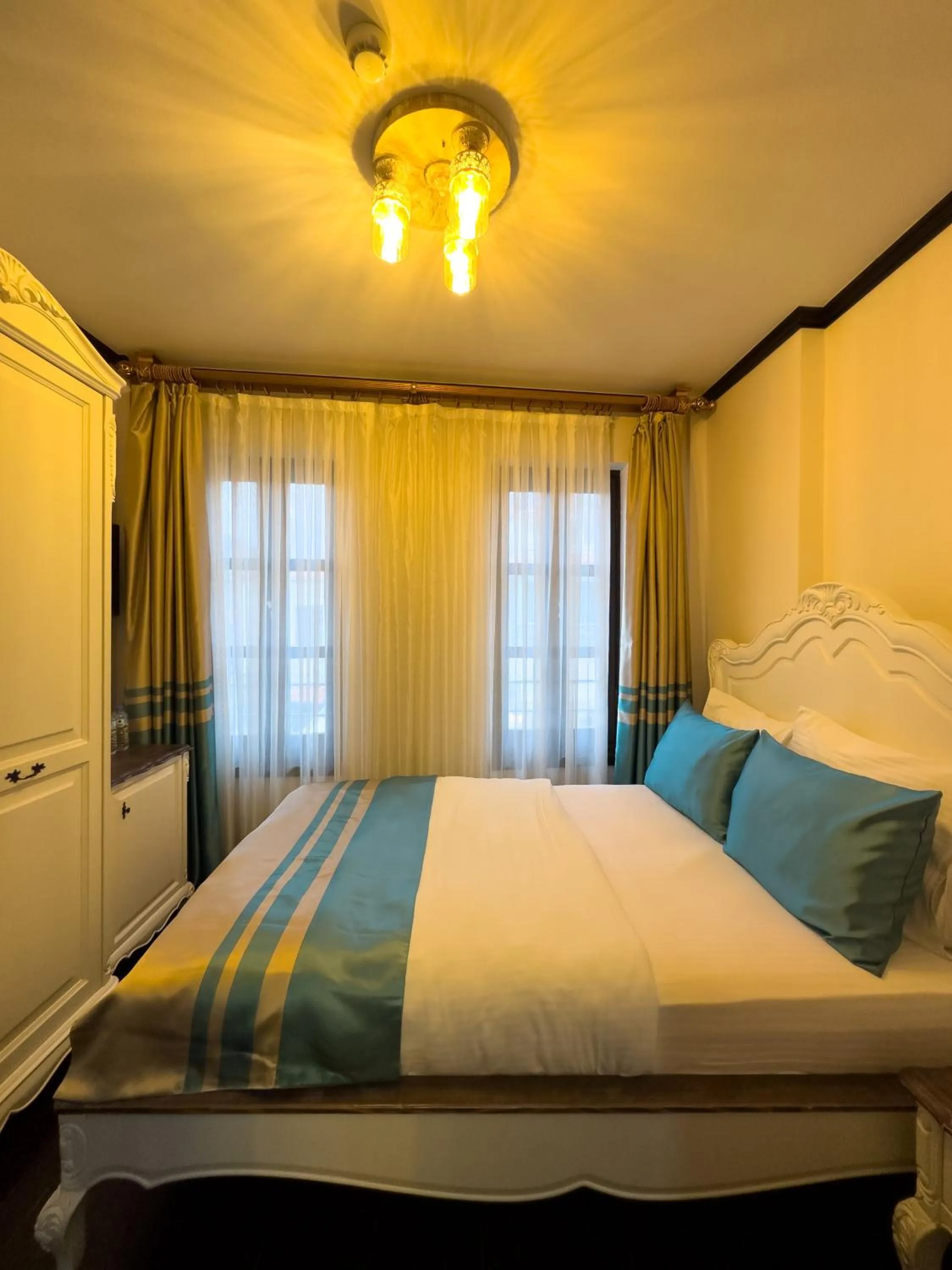 Bed in Marina Foça Hotel