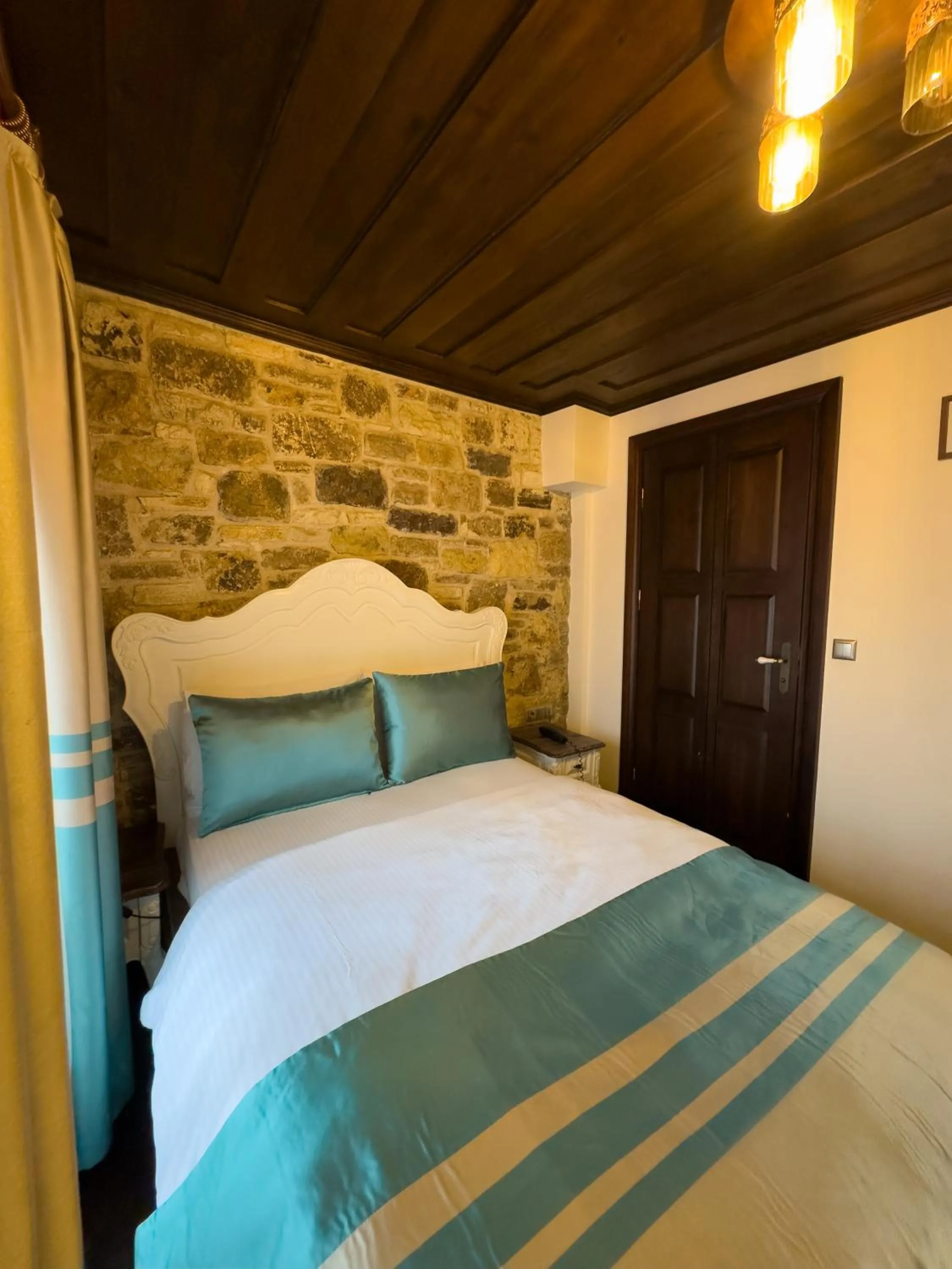 Bed in Marina Foça Hotel