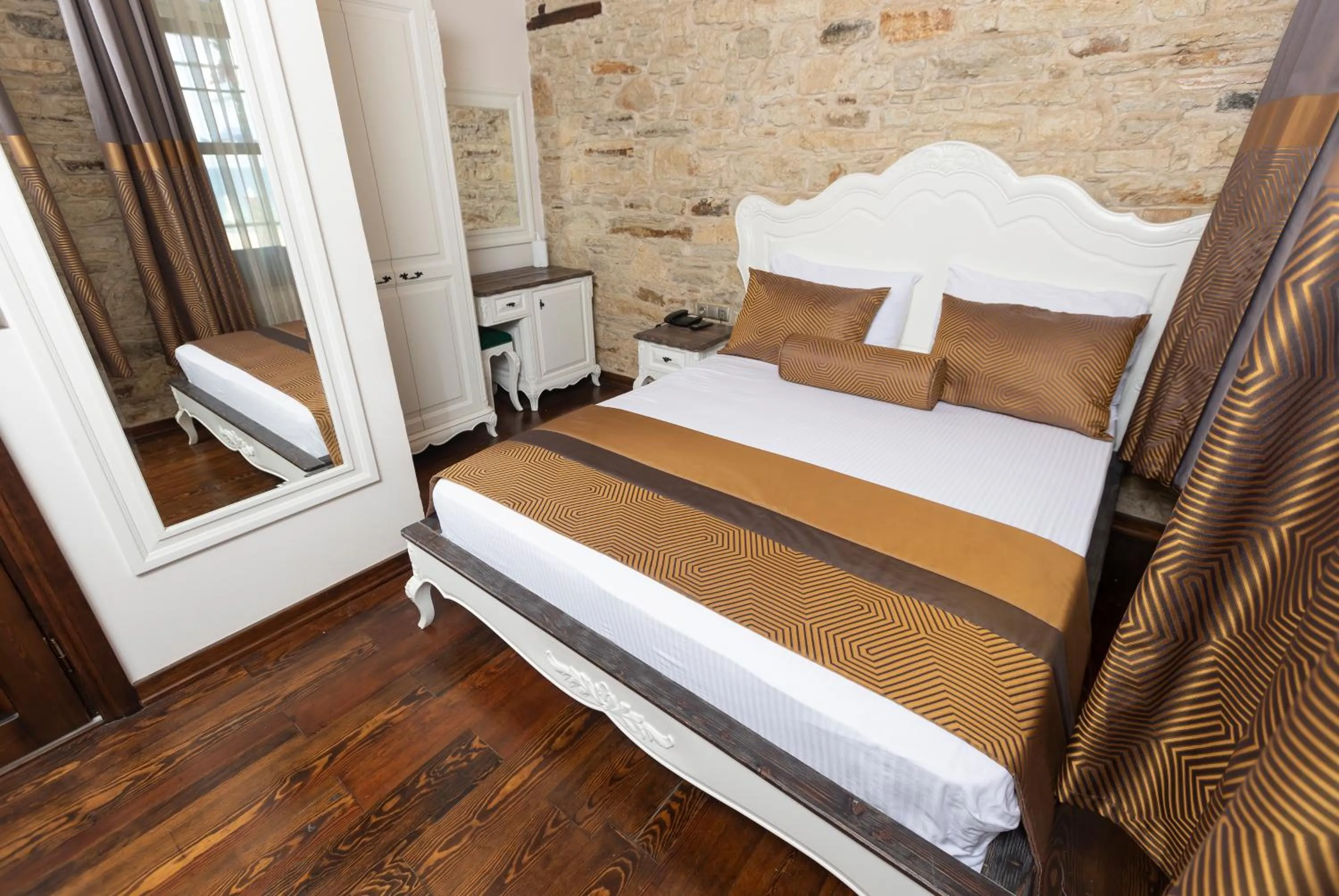 Bed in Marina Foça Hotel