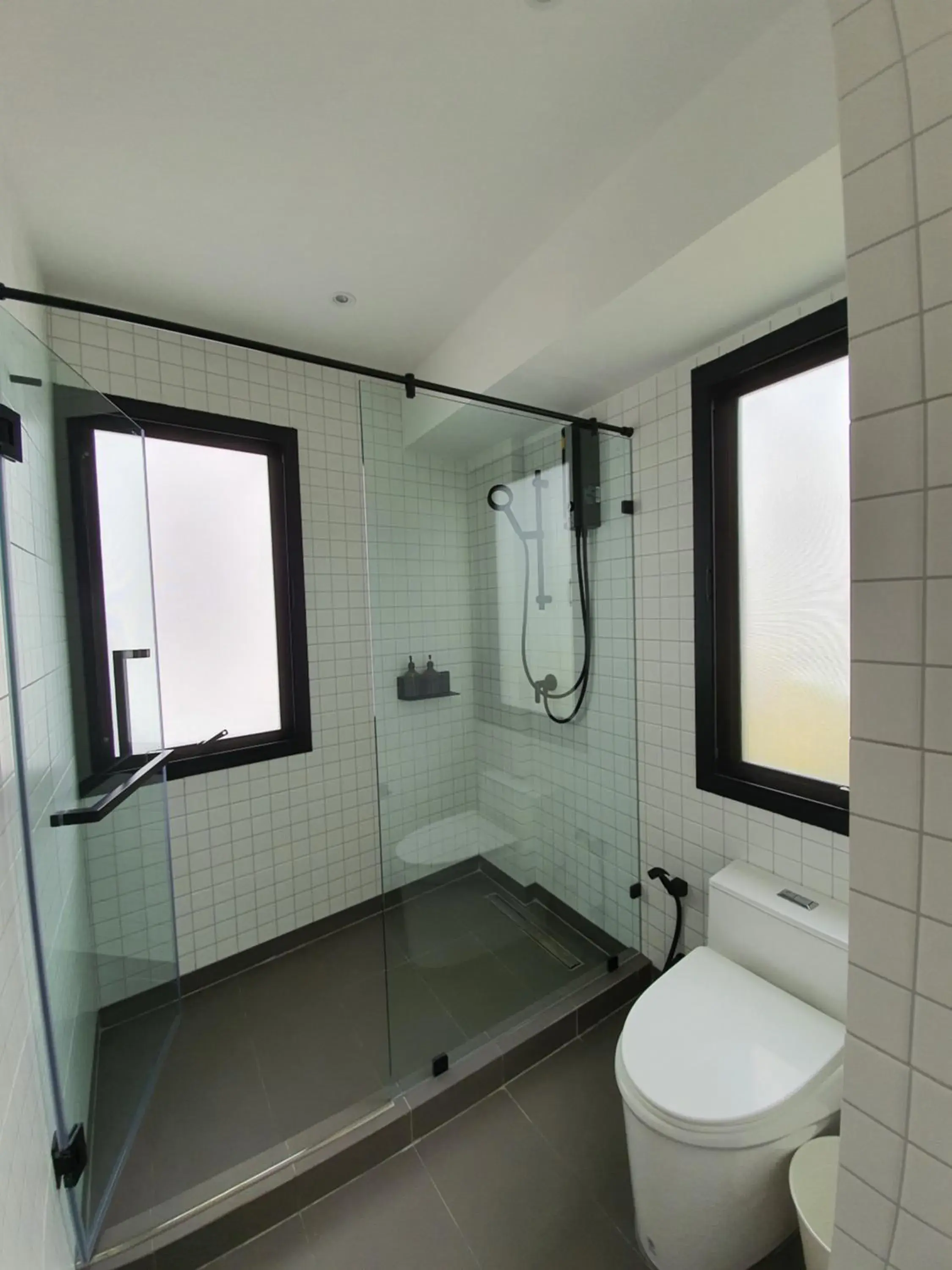 Deluxe Double Room with Extra Bed in Roompini Deluxe Double Room with Extra Bed in Roompini