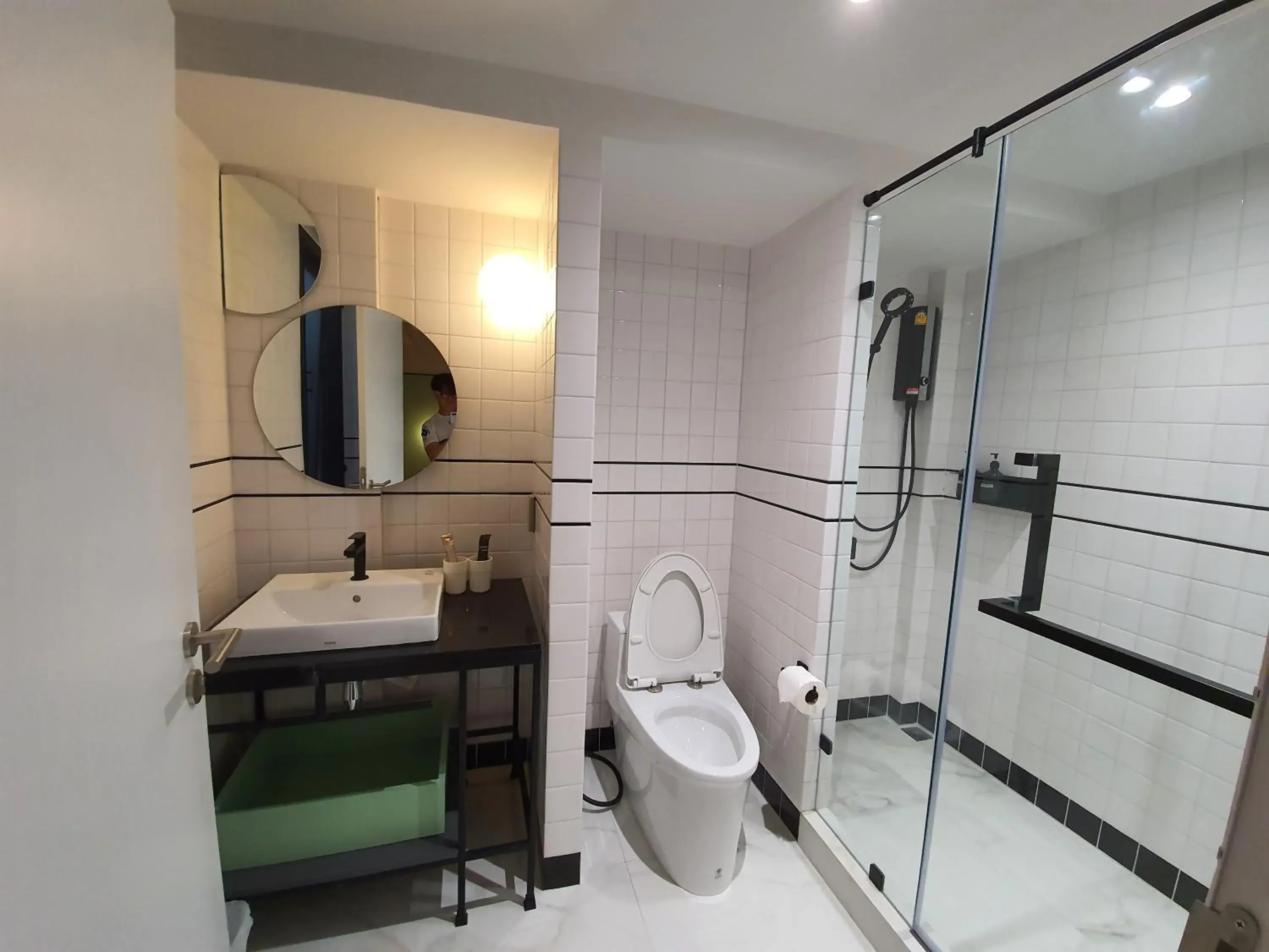 Double Room with Extra Bed in Roompini Double Room with Extra Bed in Roompini