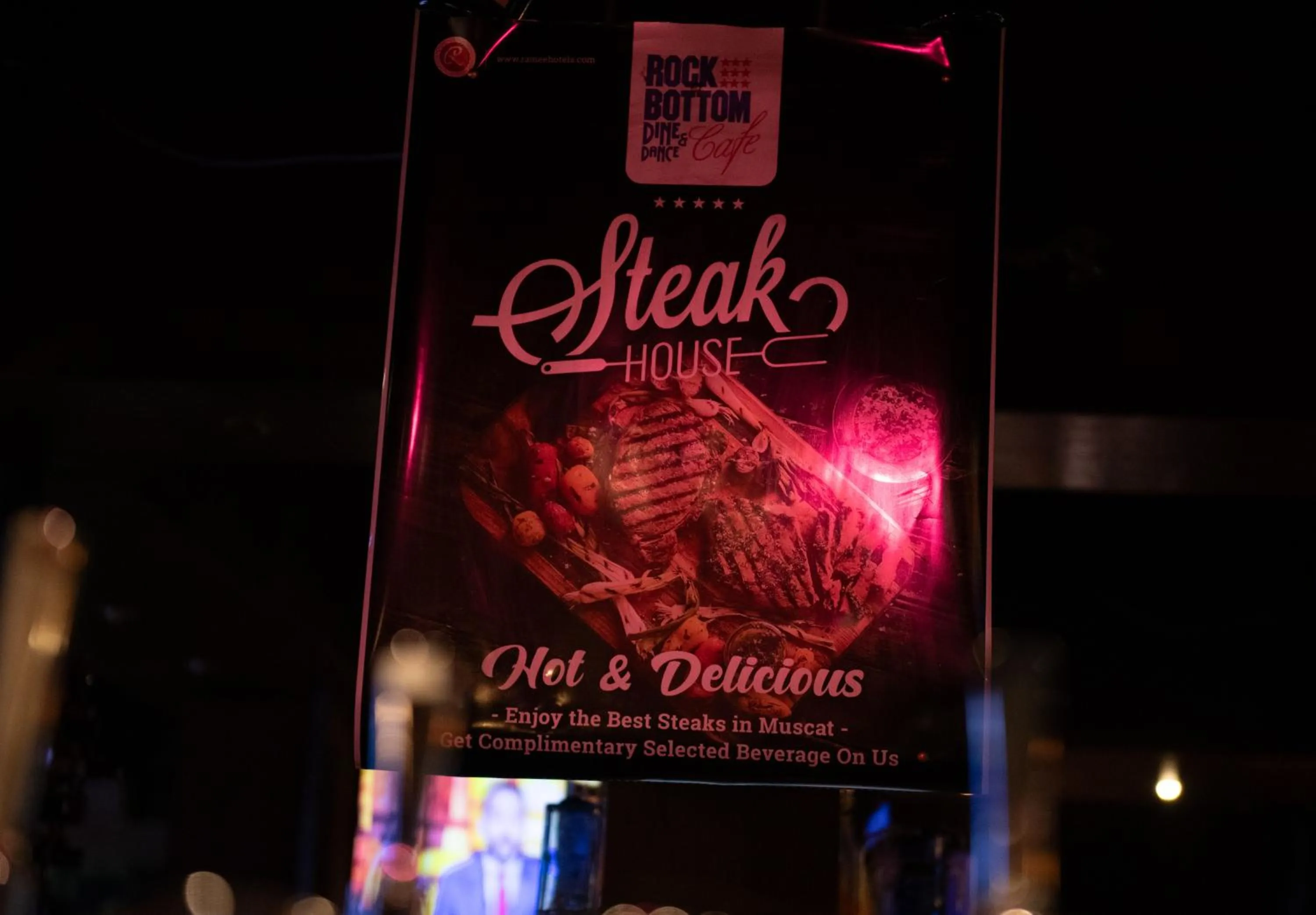 Restaurant/places to eat in Ramee Guestline Hotel