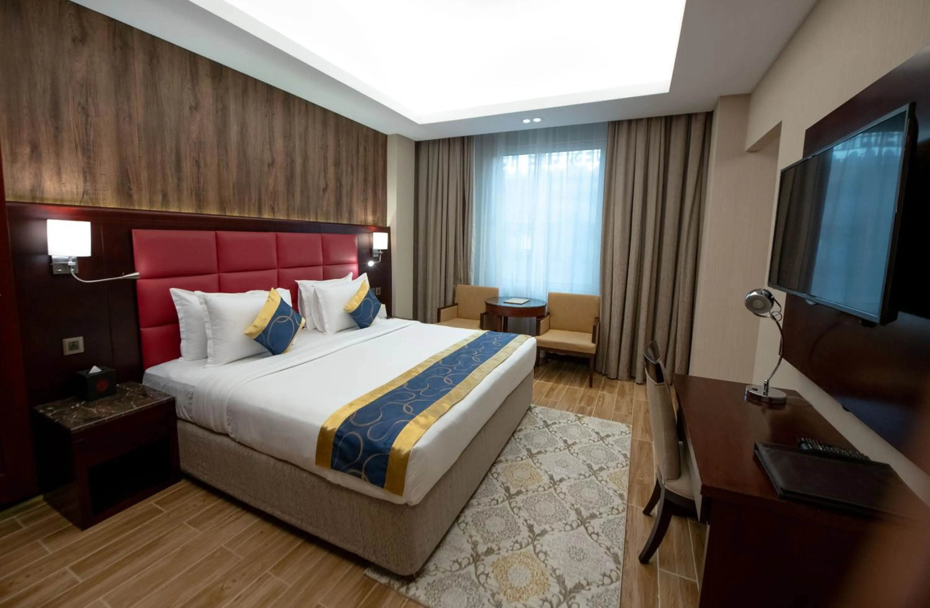 Photo of the whole room, Bed in Ramee Guestline Hotel