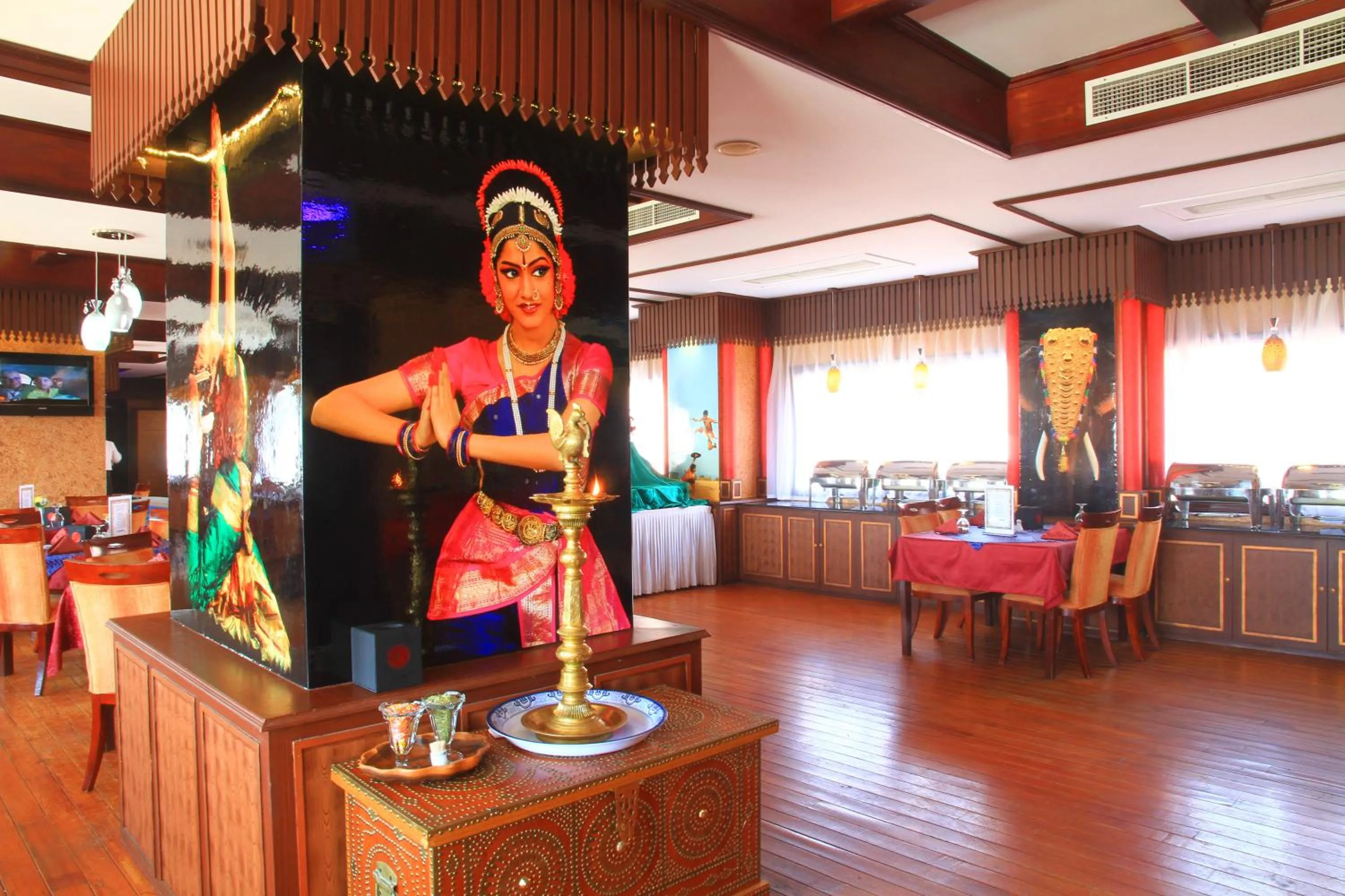 Decorative detail in Ramee Guestline Hotel