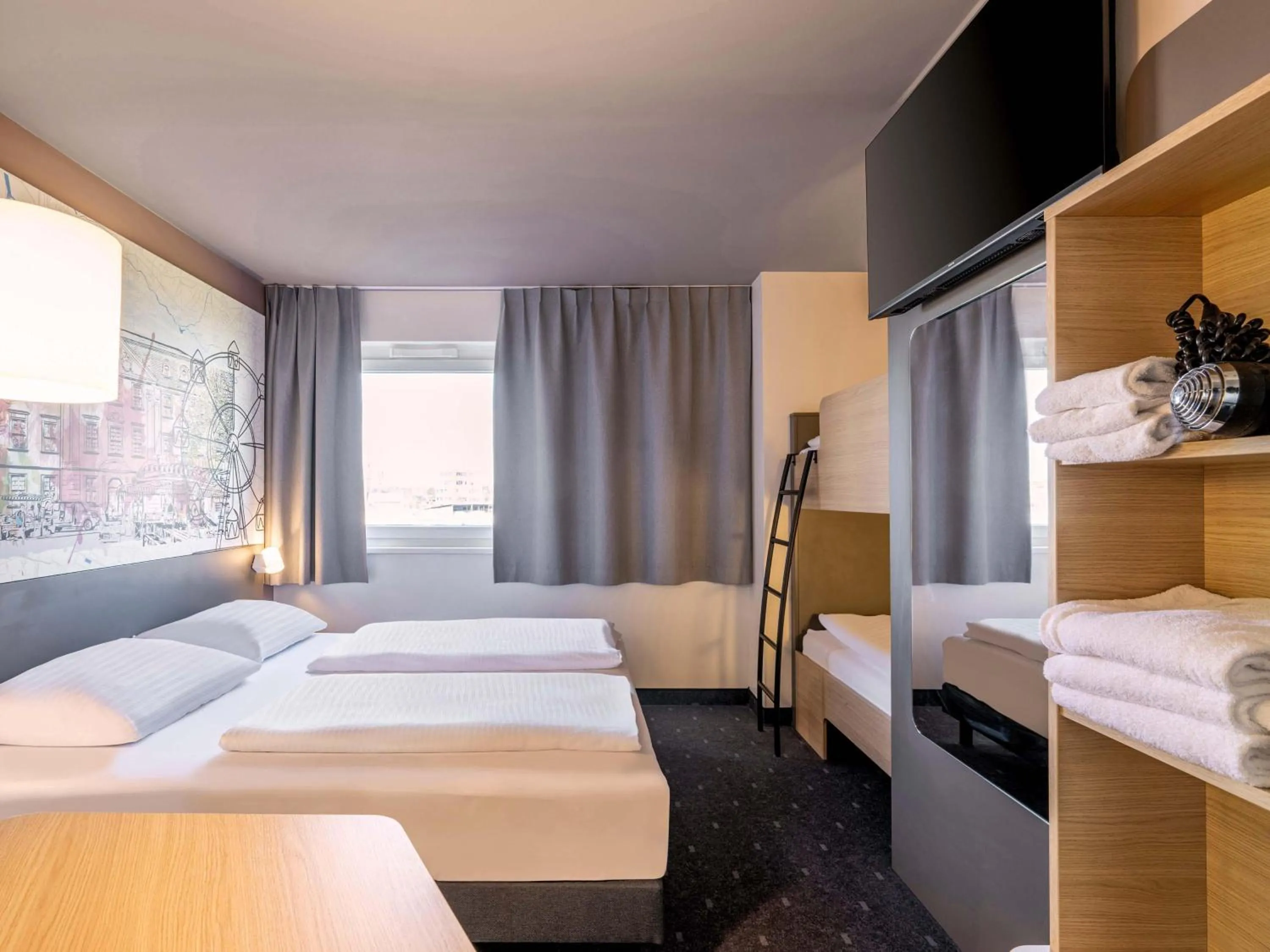 Photo of the whole room, Bed in B&B Hotel Erlangen-Süd