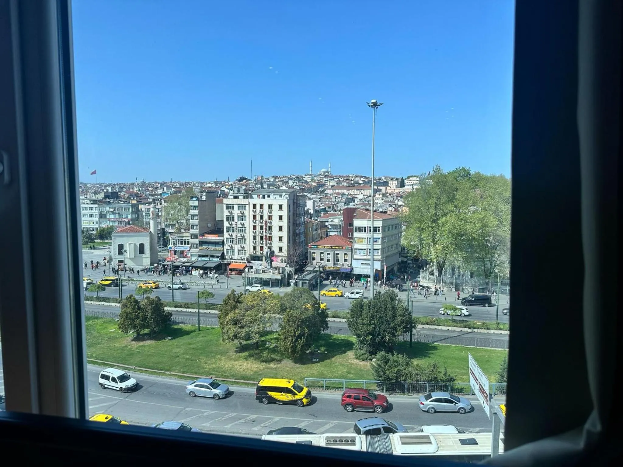 Day in Maranda Suit Hotel