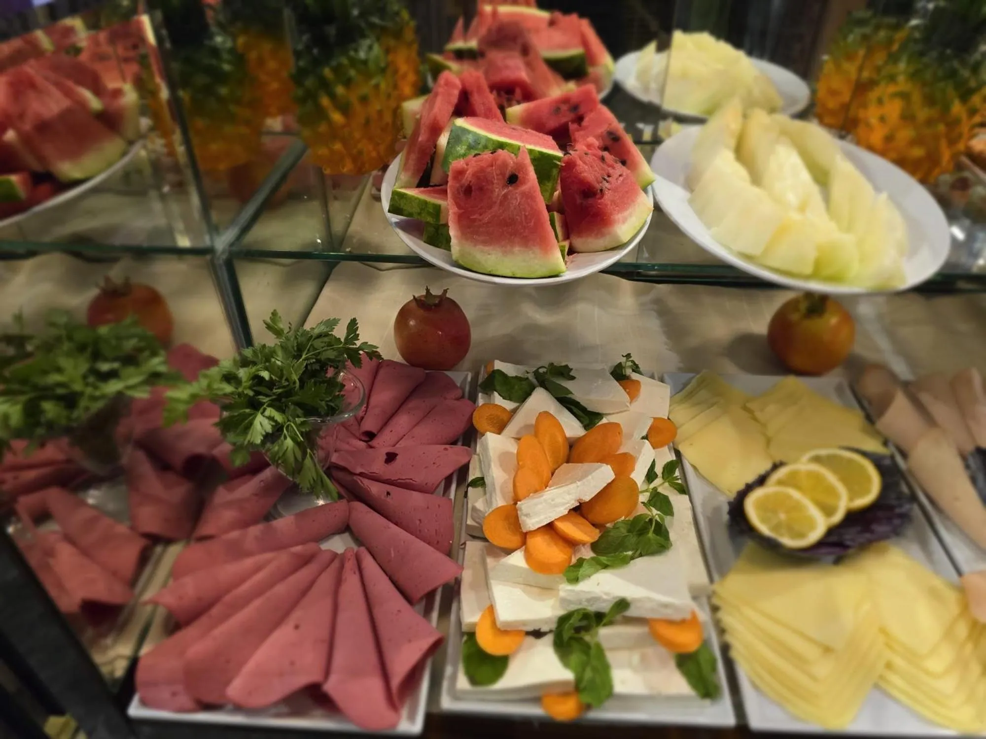 Food in Maranda Suit Hotel