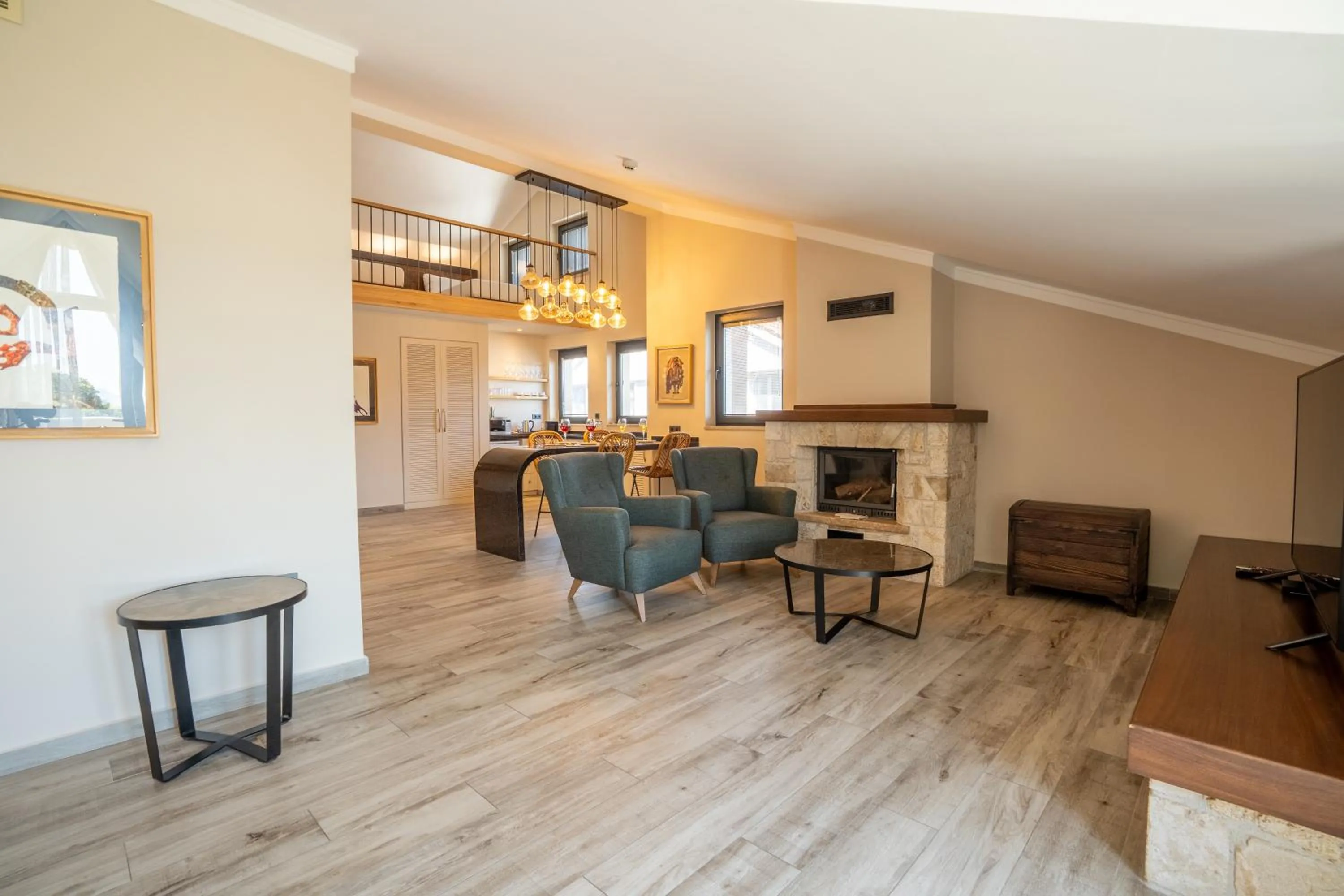 Communal lounge/ TV room in Resa Hotel Göcek