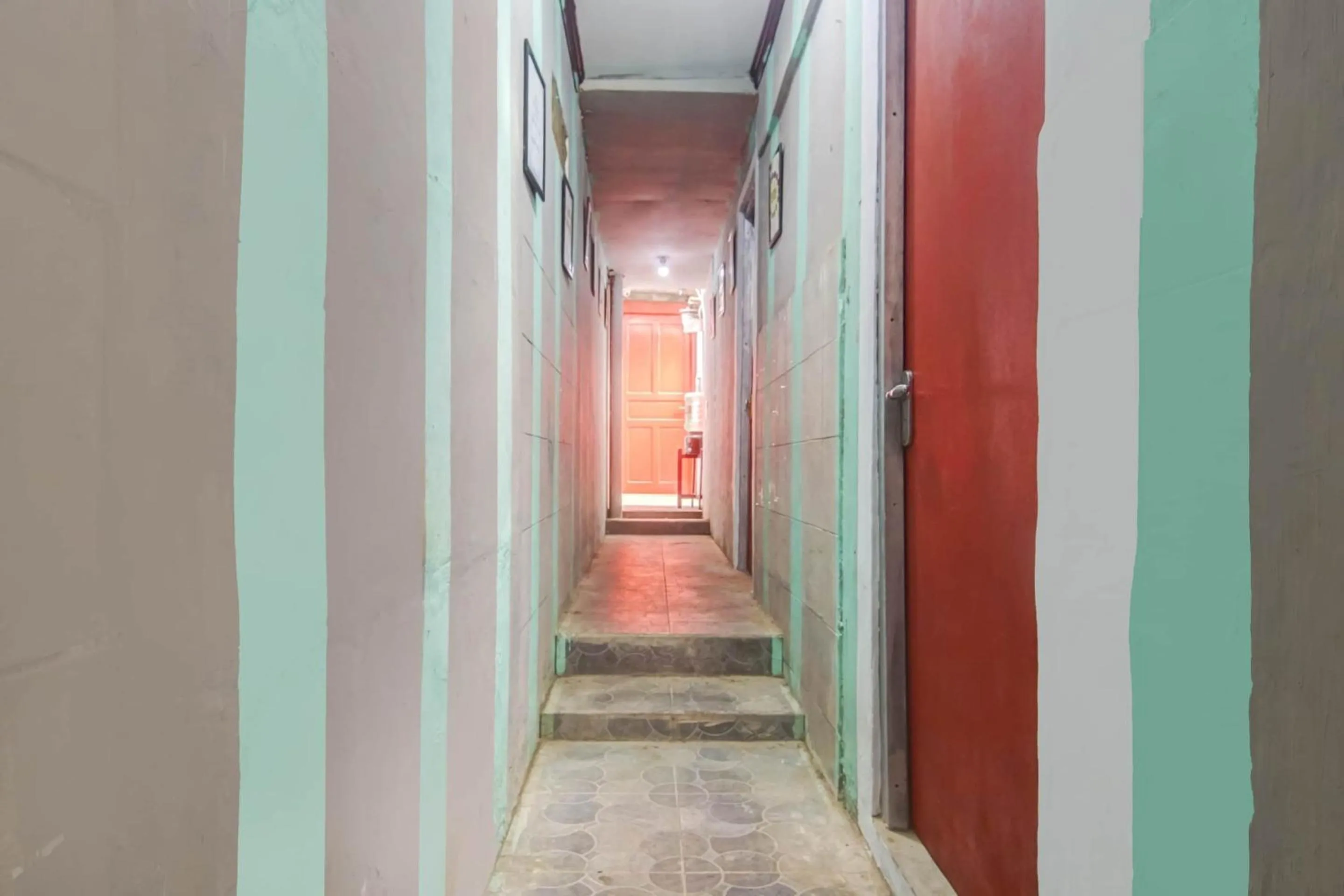 Lobby or reception in Hotel O Nakula Sadewa