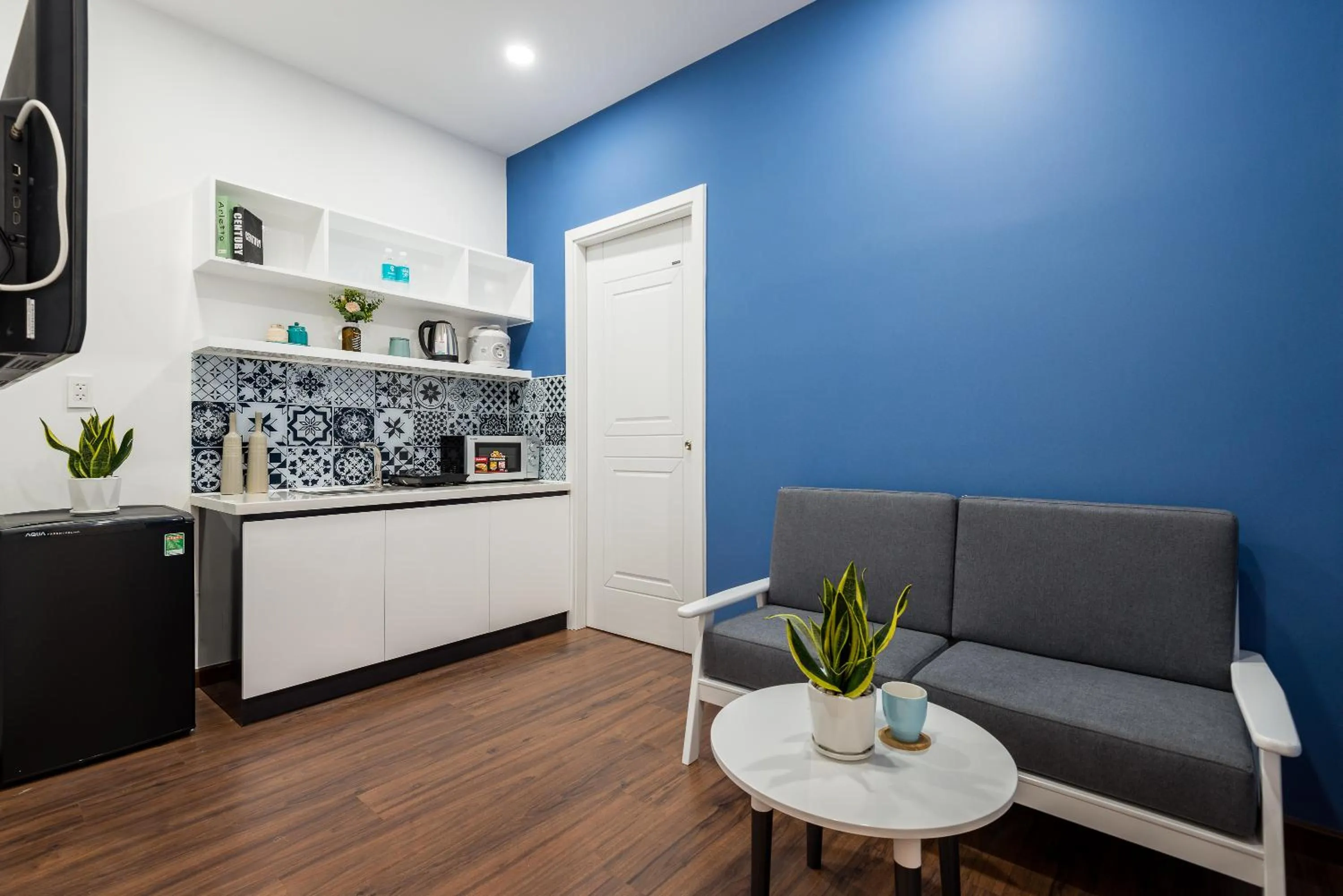 Living room in Cozrum Homes The Gallery Residence