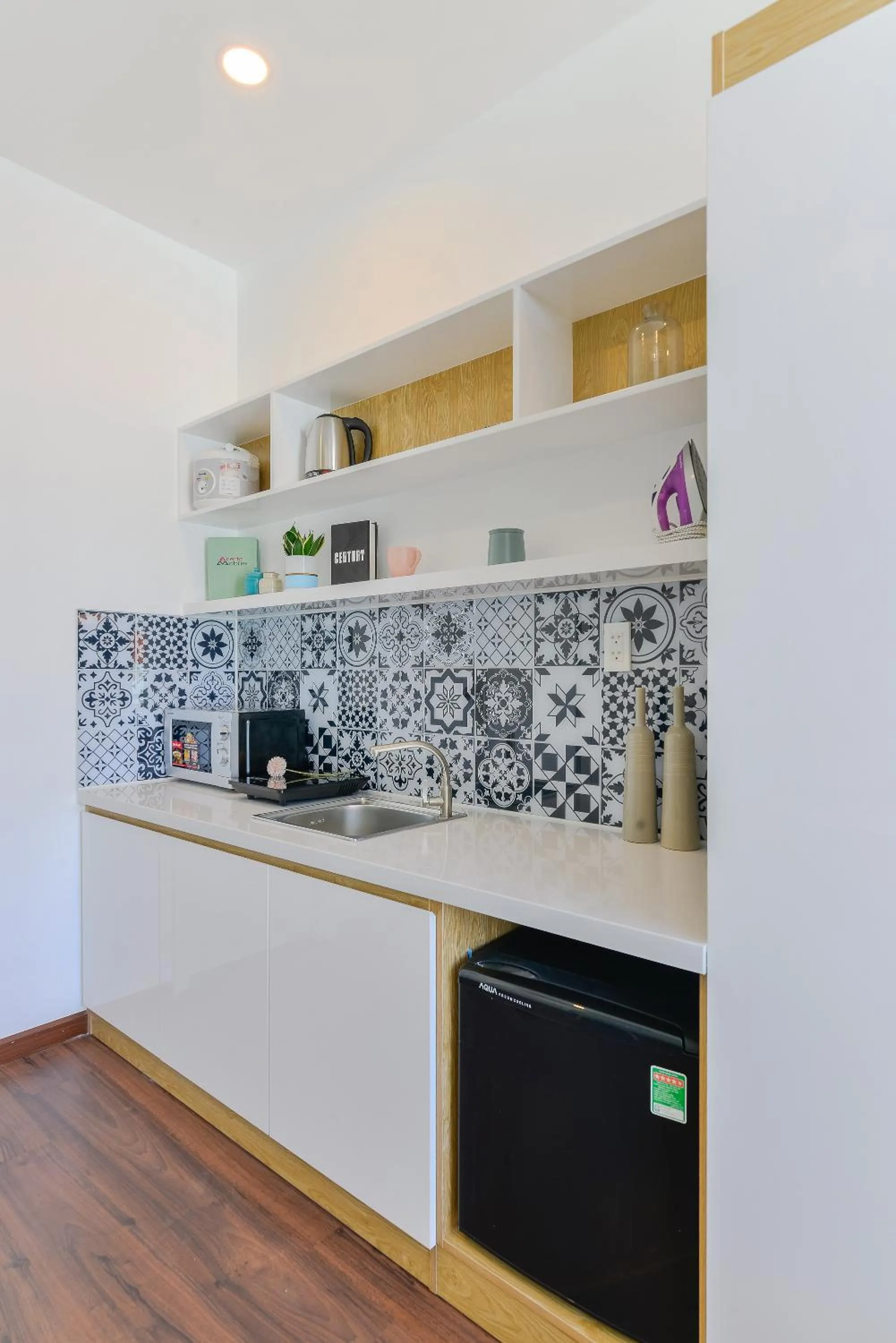 Kitchen or kitchenette in Cozrum Homes The Gallery Residence