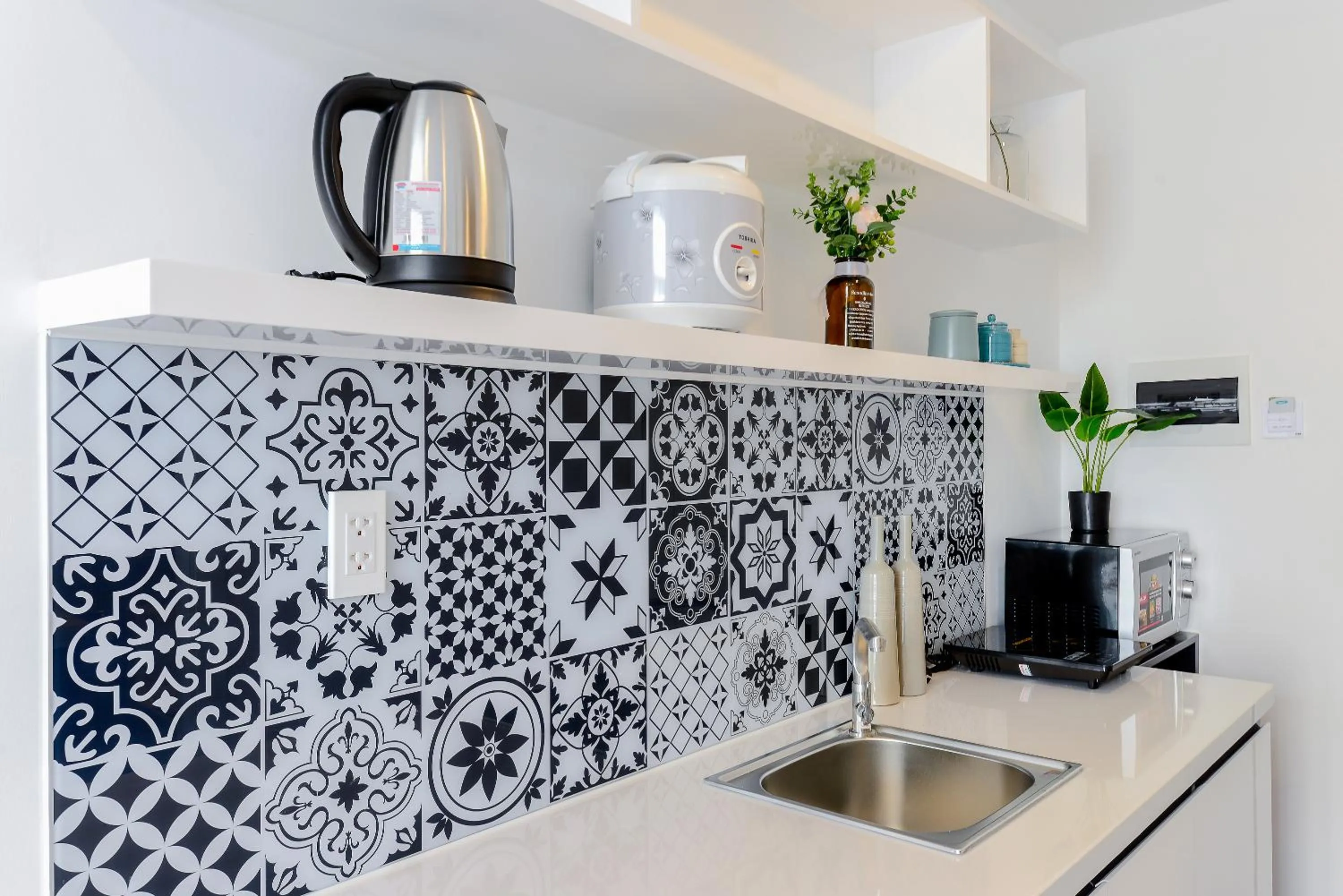 Kitchen or kitchenette in Cozrum Homes The Gallery Residence