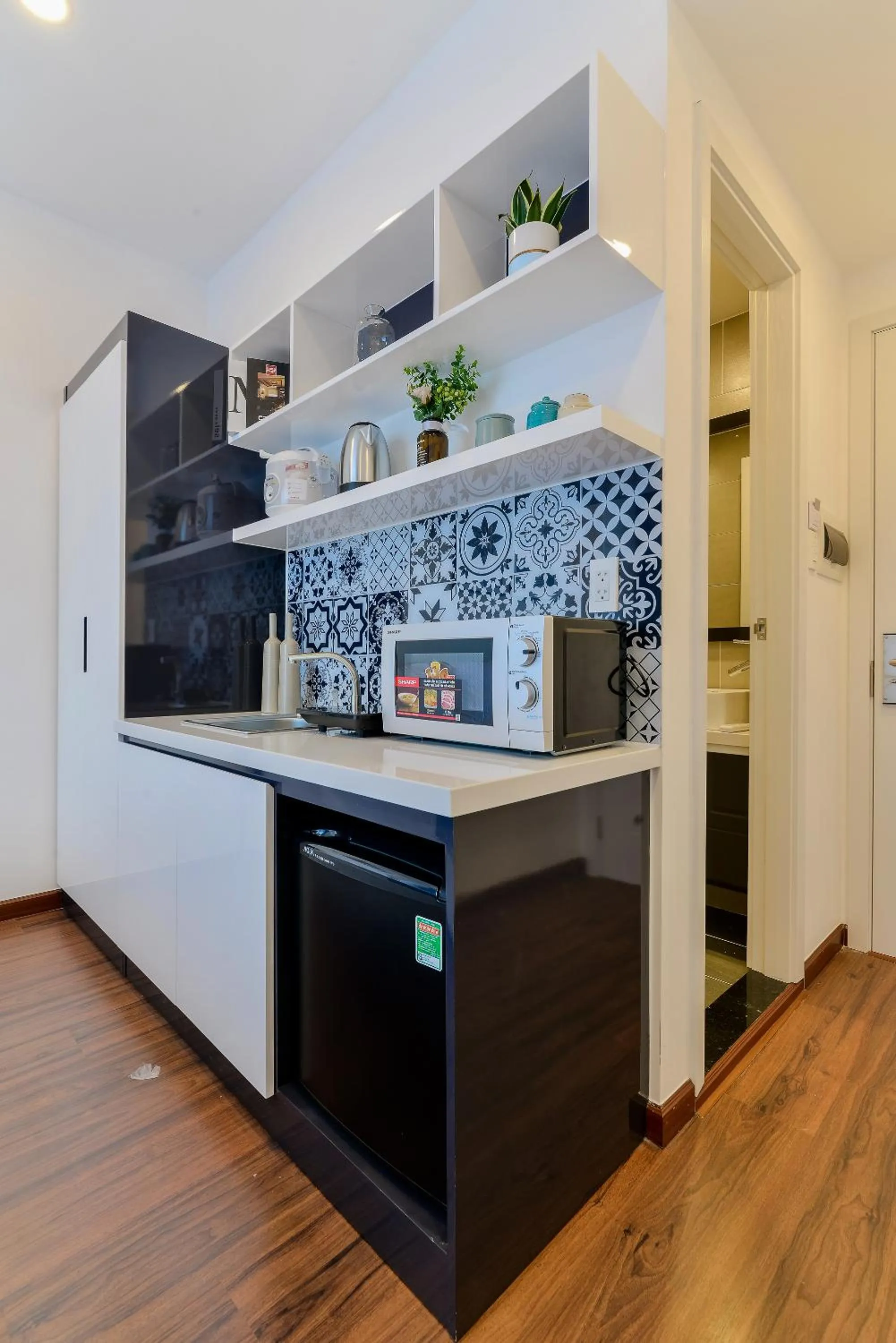 Kitchen or kitchenette in Cozrum Homes The Gallery Residence