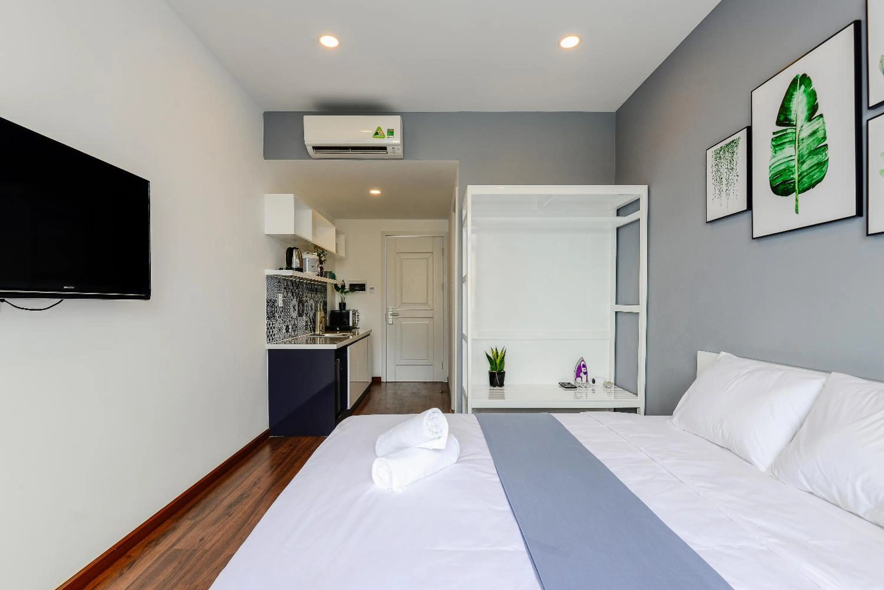 Bedroom, Bed in Cozrum Homes The Gallery Residence